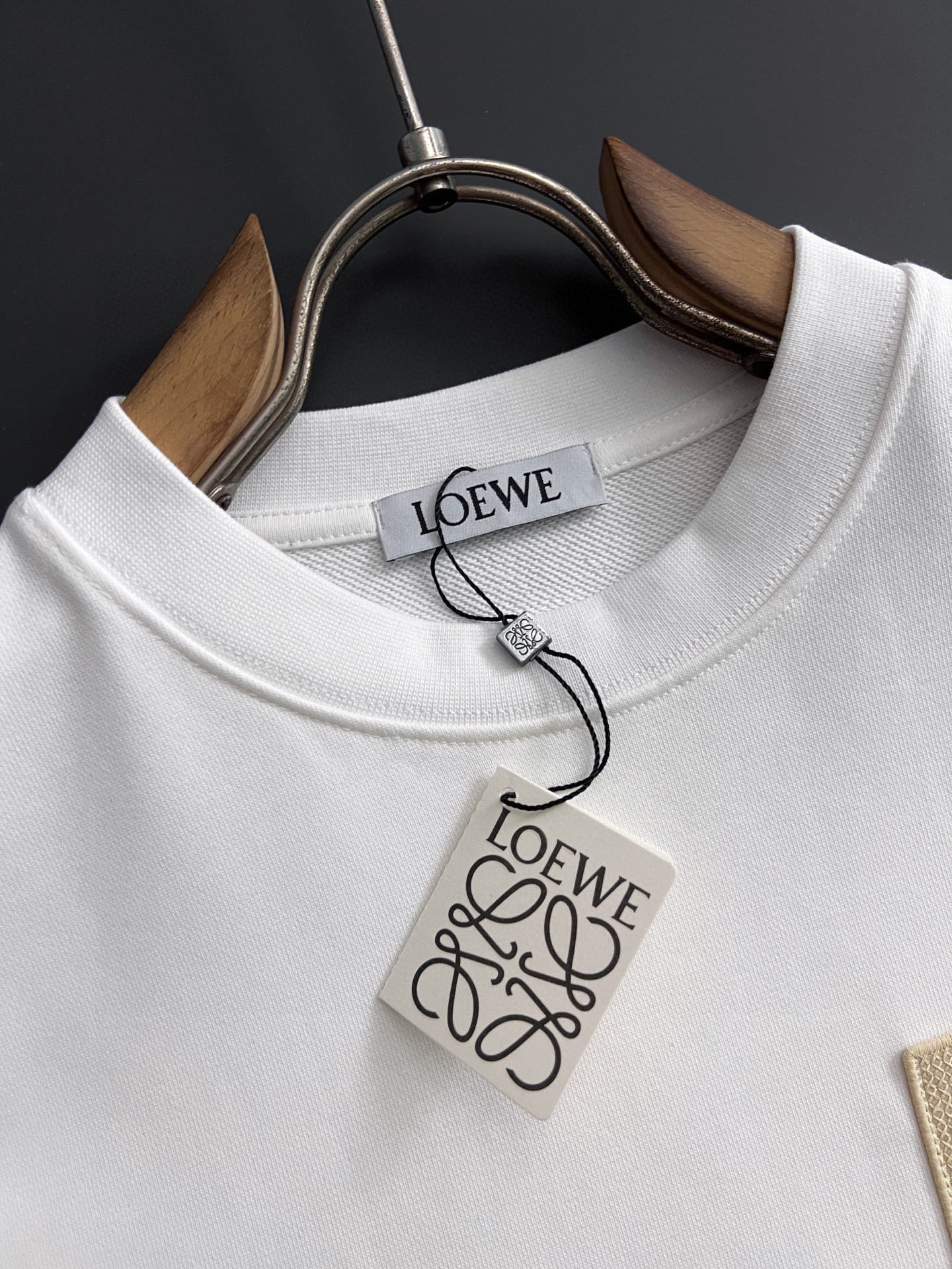 🌾Loe*🌟最高版｜独家 高端定制。 15年专业卫衣，无论是面料上还是版型上都是完美越级，精美工艺圆领款