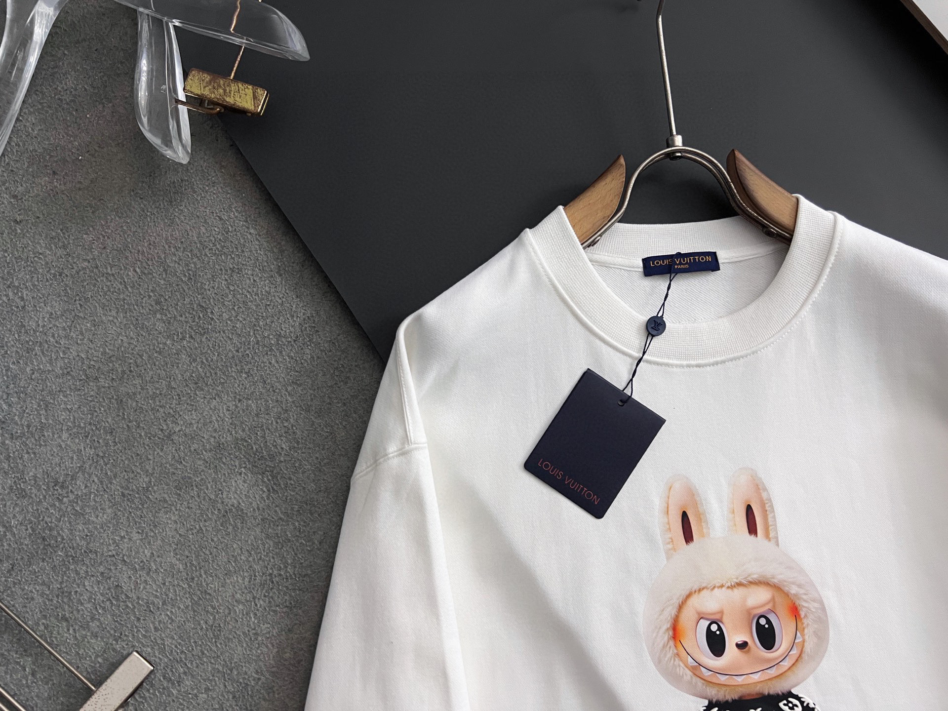 🌾1V*🌟最高版｜独家 高端定制。 15年专业卫衣，无论是面料上还是版型上都是完美越级，精美工艺圆领款，