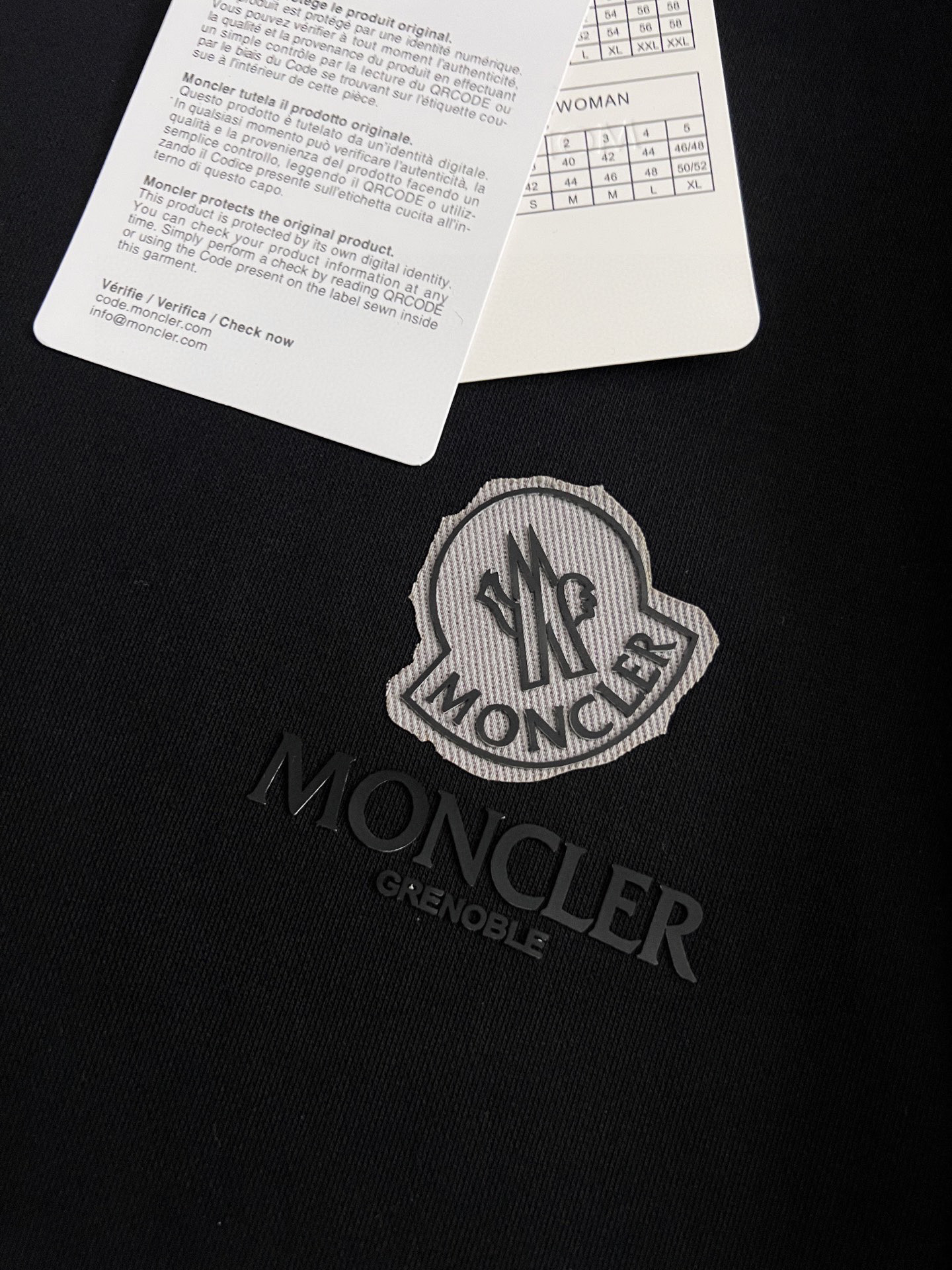 🌾Moncle*！🌟独家 高端定制。 15年专业卫衣，无论是面料上还是版型上都是完美越级，精美工艺圆领款