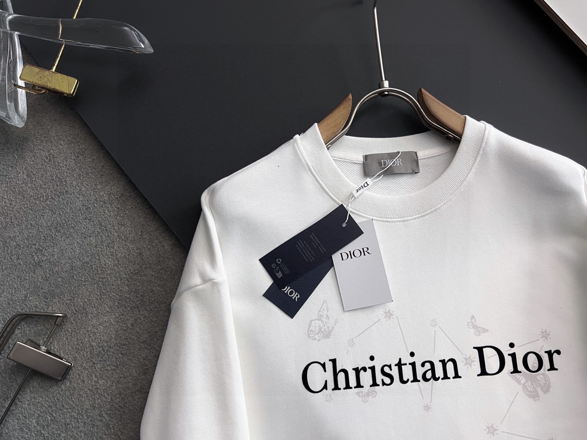 🌾CD*🌟｜独家 高端定制。 15年专业卫衣，无论是面料上还是版型上都是完美越级，精美工艺圆领款，独家特