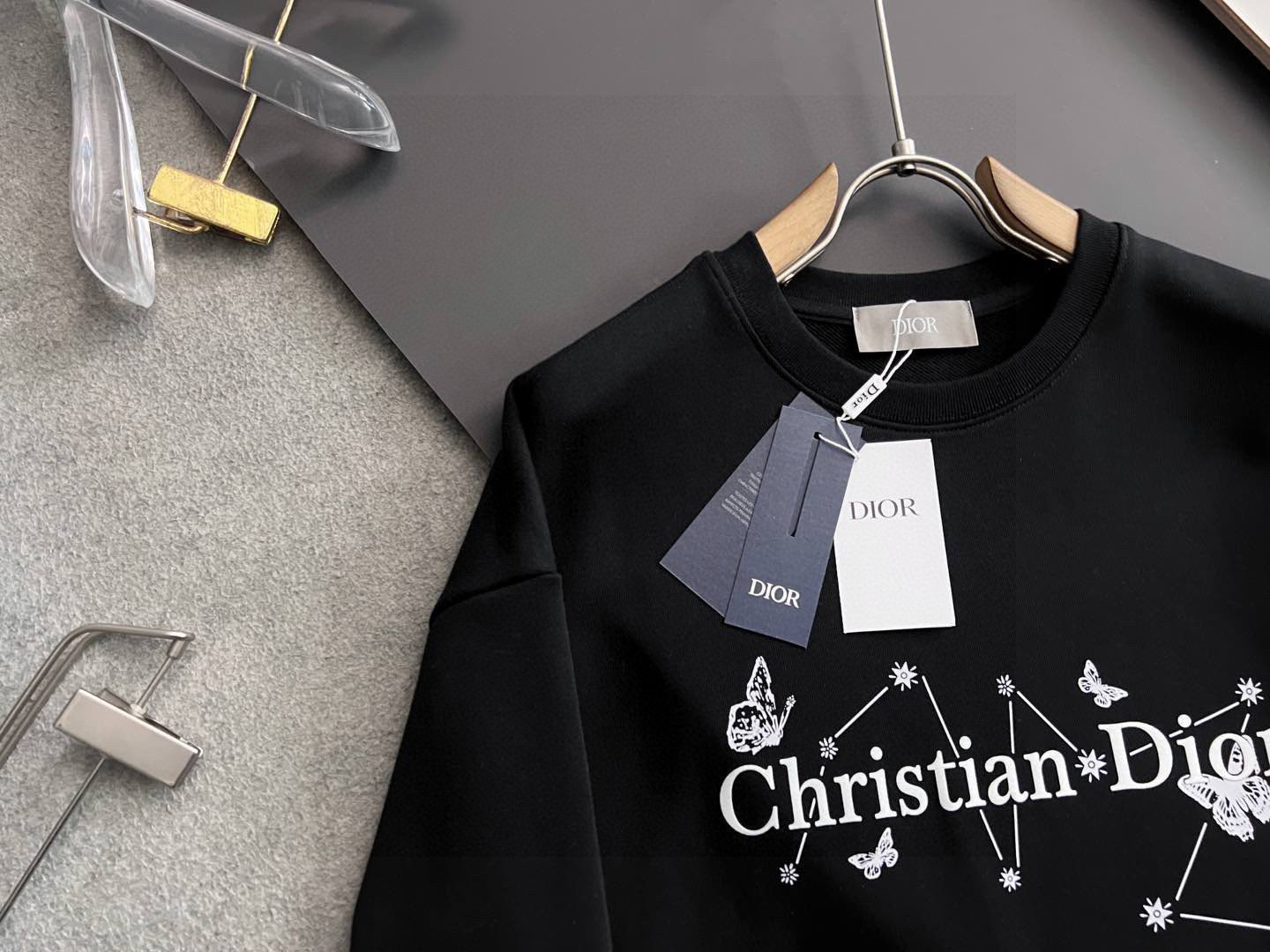 🌾CD*🌟｜独家 高端定制。 15年专业卫衣，无论是面料上还是版型上都是完美越级，精美工艺圆领款，独家特