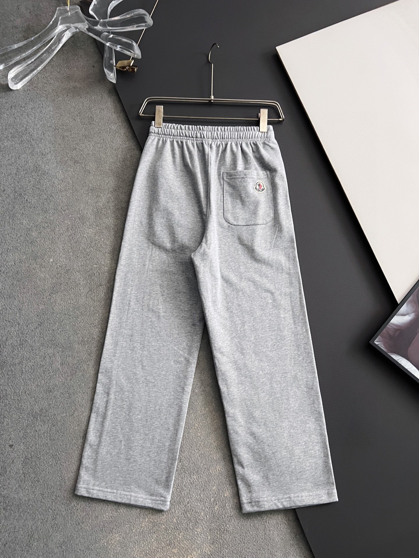 🌾套装Moncle*🌟｜2026独家定制开春春款380g休闲卫衣套装（穿上去还不臃肿） 不缩水，无尘，黑