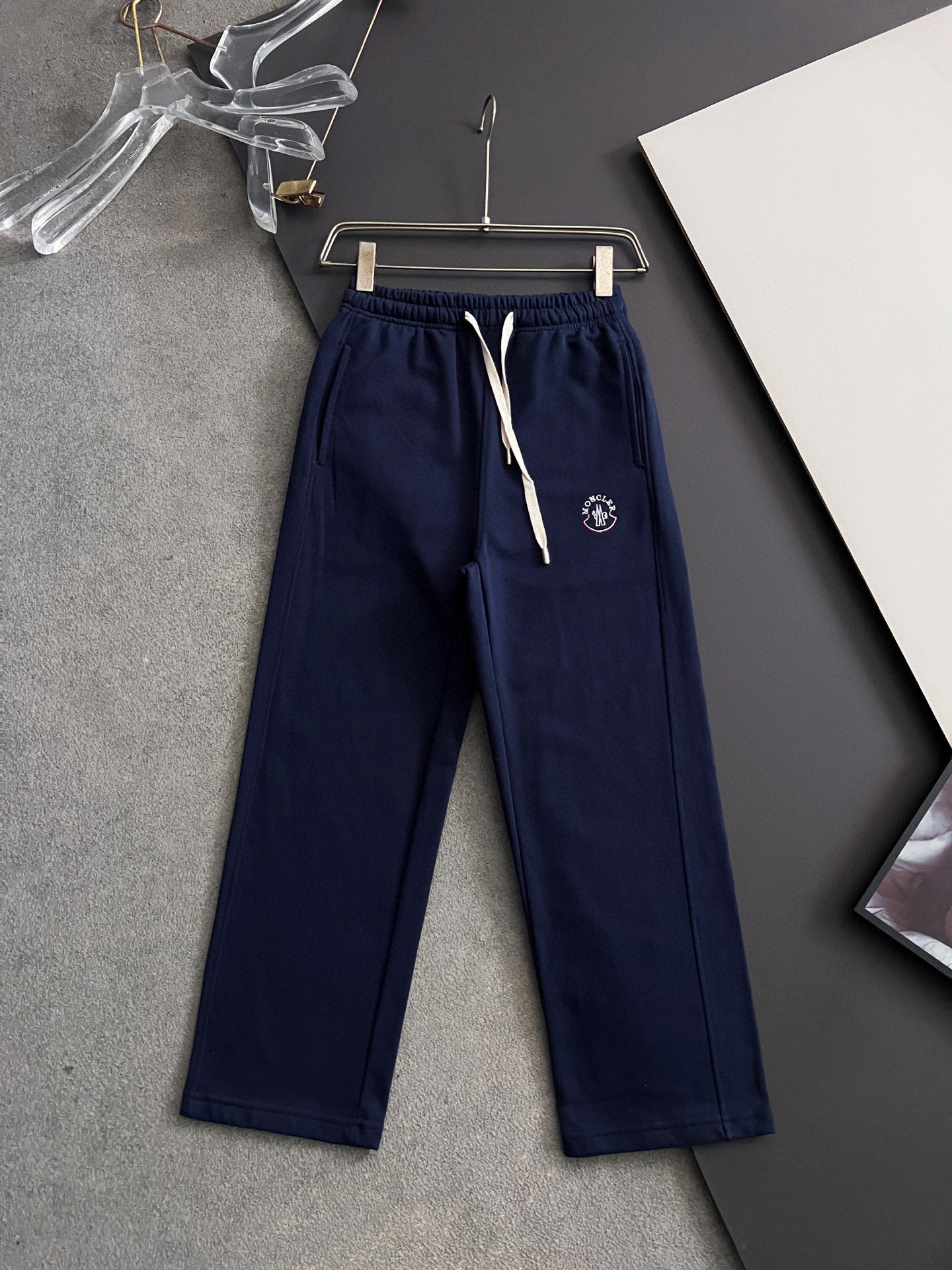 🌾套装Moncle*🌟｜2026独家定制开春春款380g休闲卫衣套装（穿上去还不臃肿） 不缩水，无尘，黑