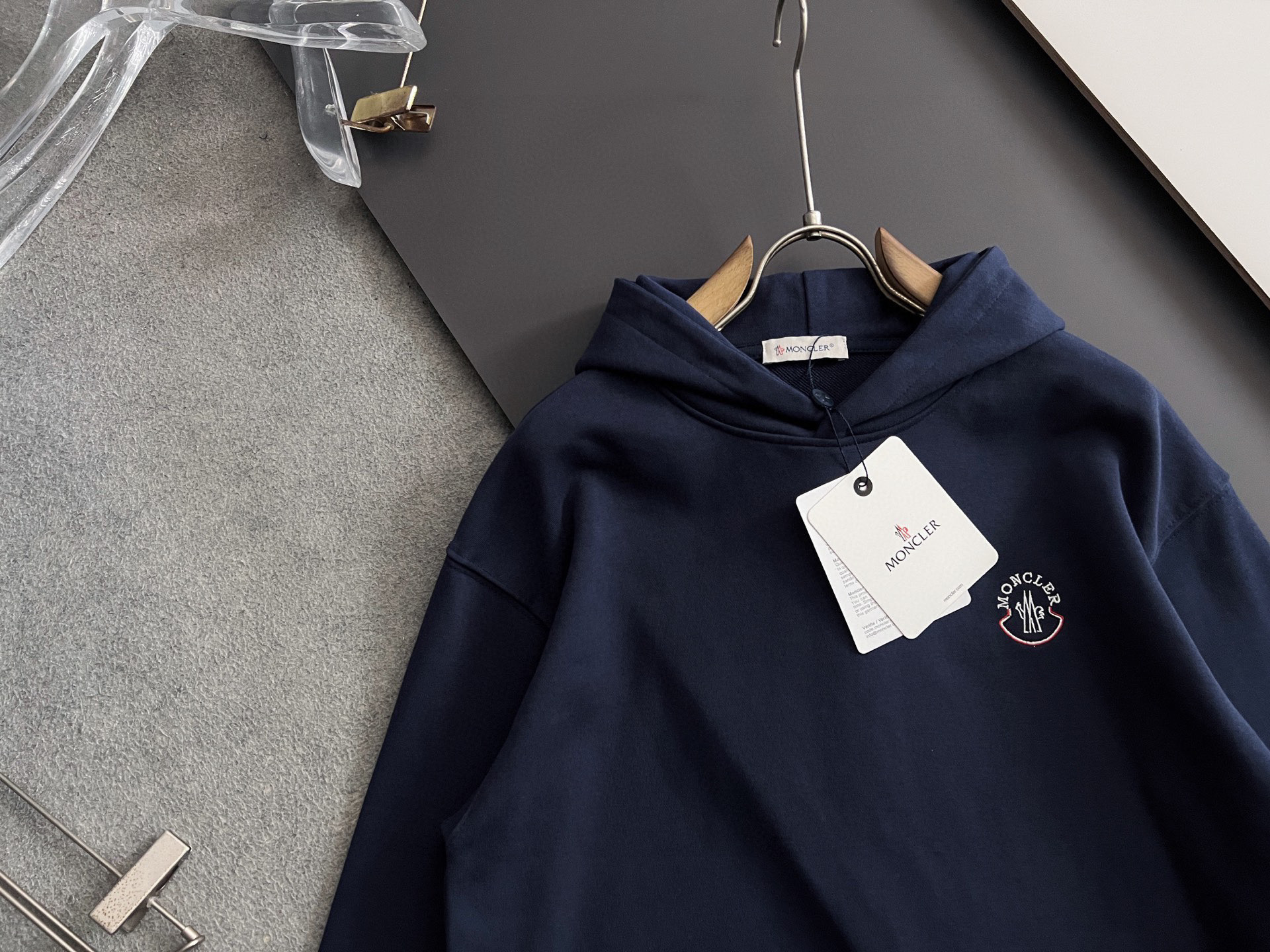 🌾套装Moncle*🌟｜2026独家定制开春春款380g休闲卫衣套装（穿上去还不臃肿） 不缩水，无尘，黑