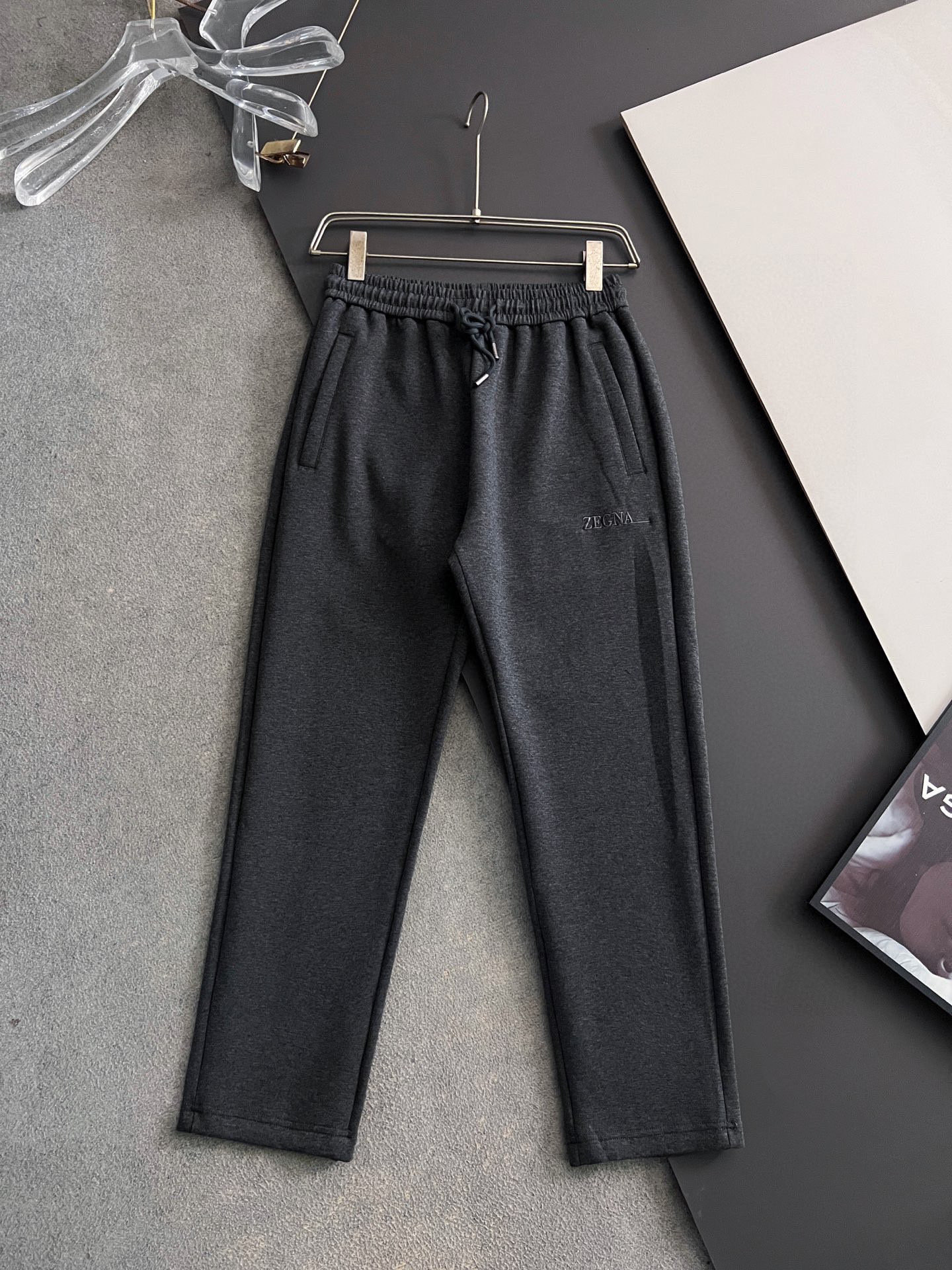 🌾套装Zegn*🌟｜独家定制进口空气层秋季轻商务休闲套装（穿上去还不臃肿） 不缩水，无尘，黑色洗后不泛白