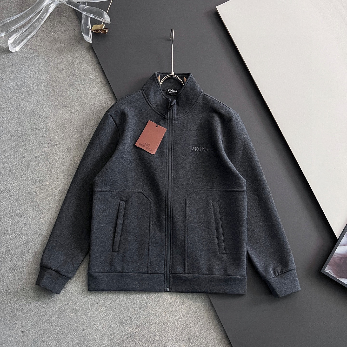 🌾套装Zegn*🌟｜独家定制进口空气层秋季轻商务休闲套装（穿上去还不臃肿） 不缩水，无尘，黑色洗后不泛白