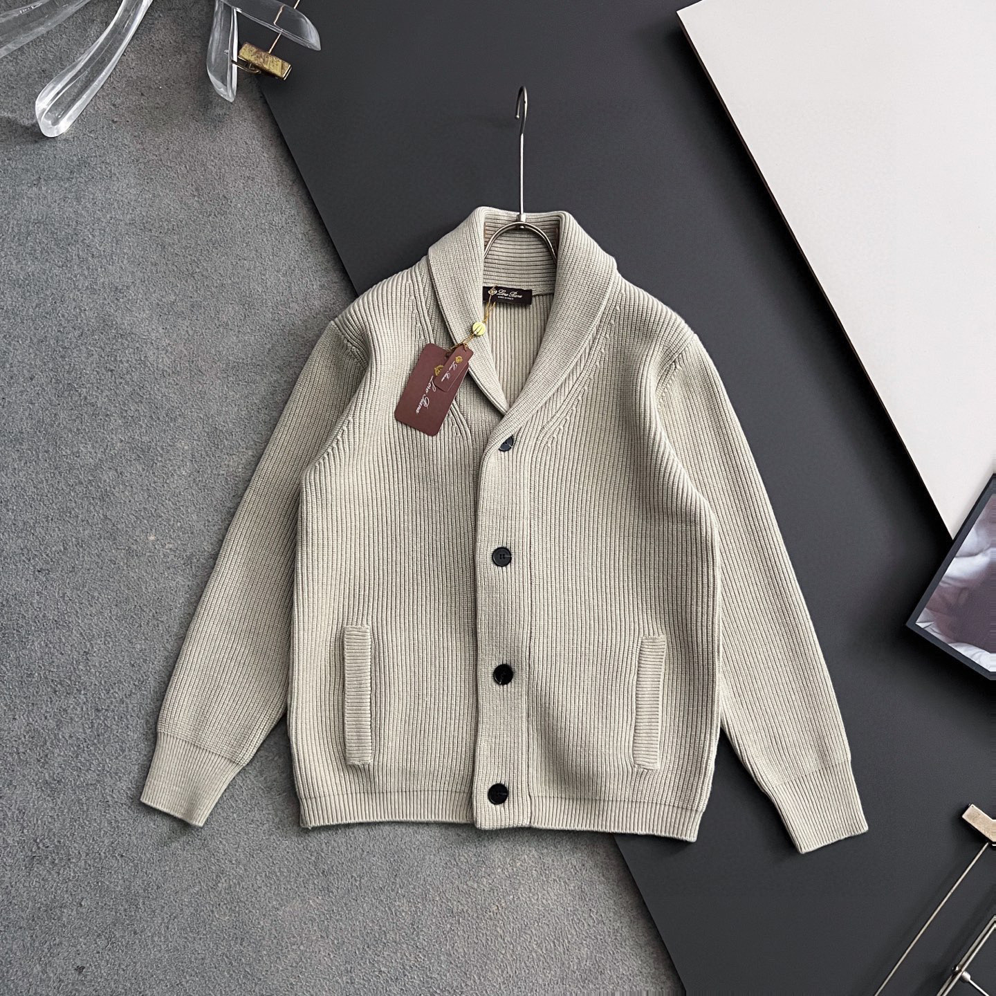 _deV9sN5dM1rySN-X2pYg3FoeNXh5M9t42Xe8uzw