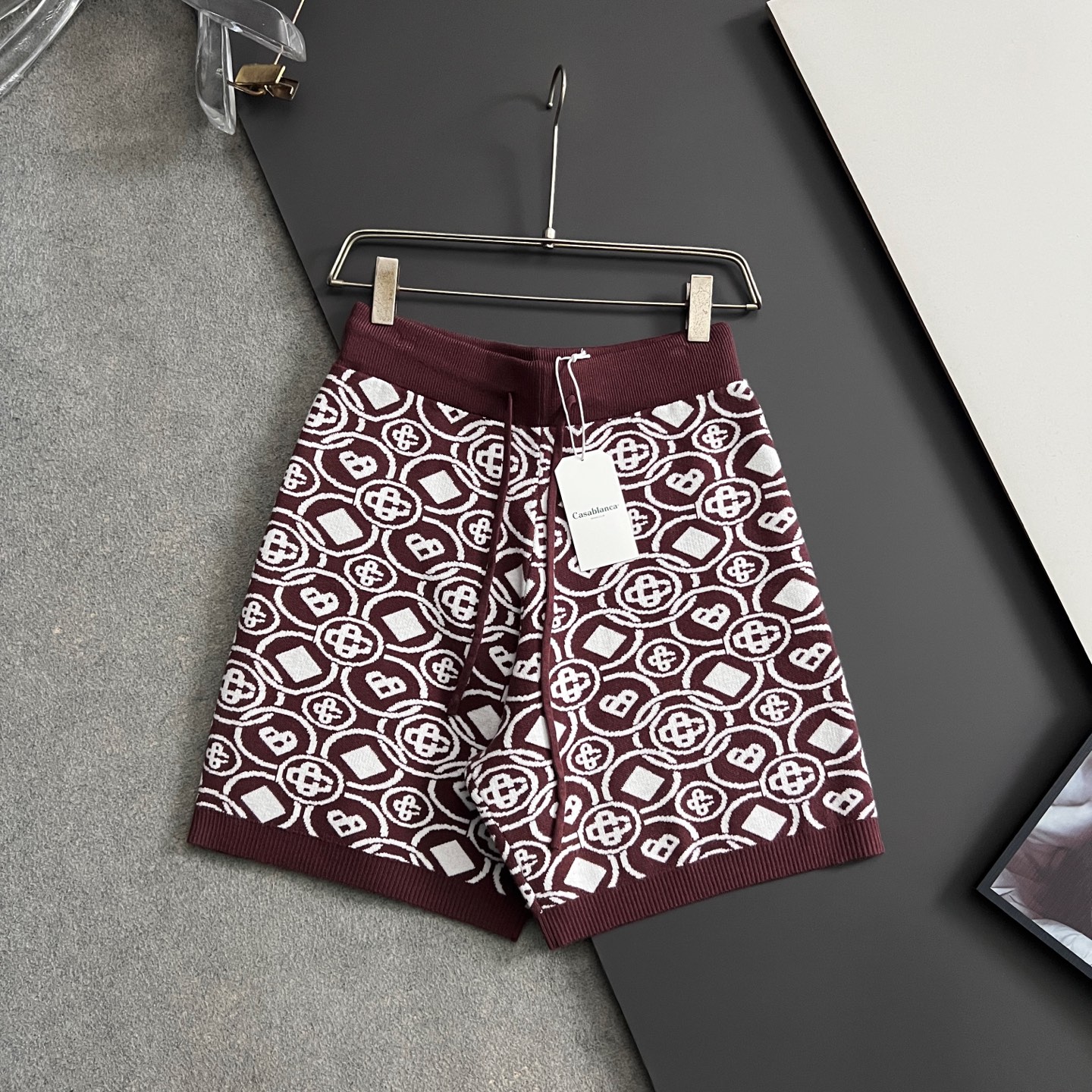 ）原Casablanc*品质元单、 2026Ss春夏秀场系列针织套装🔥本款选用仿羊绒厚织面料打造，设计装