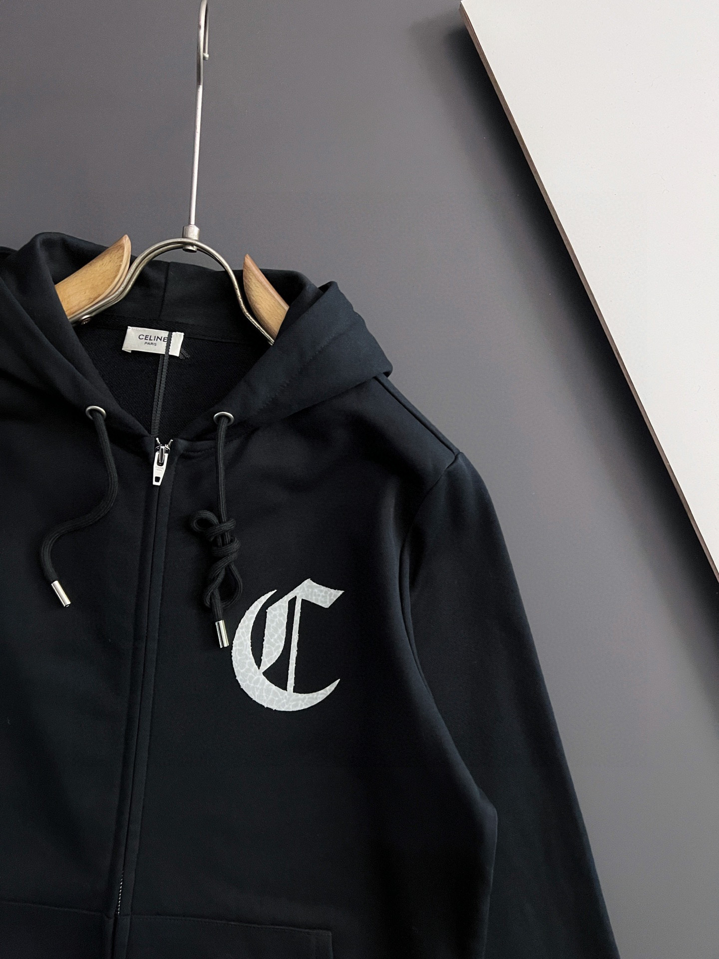 ）Cel*🌟春款拉链连帽卫衣外套独家定染中克重科技平纹针织面料，区别市场通货颜色‼校服风减龄气息～松弛少