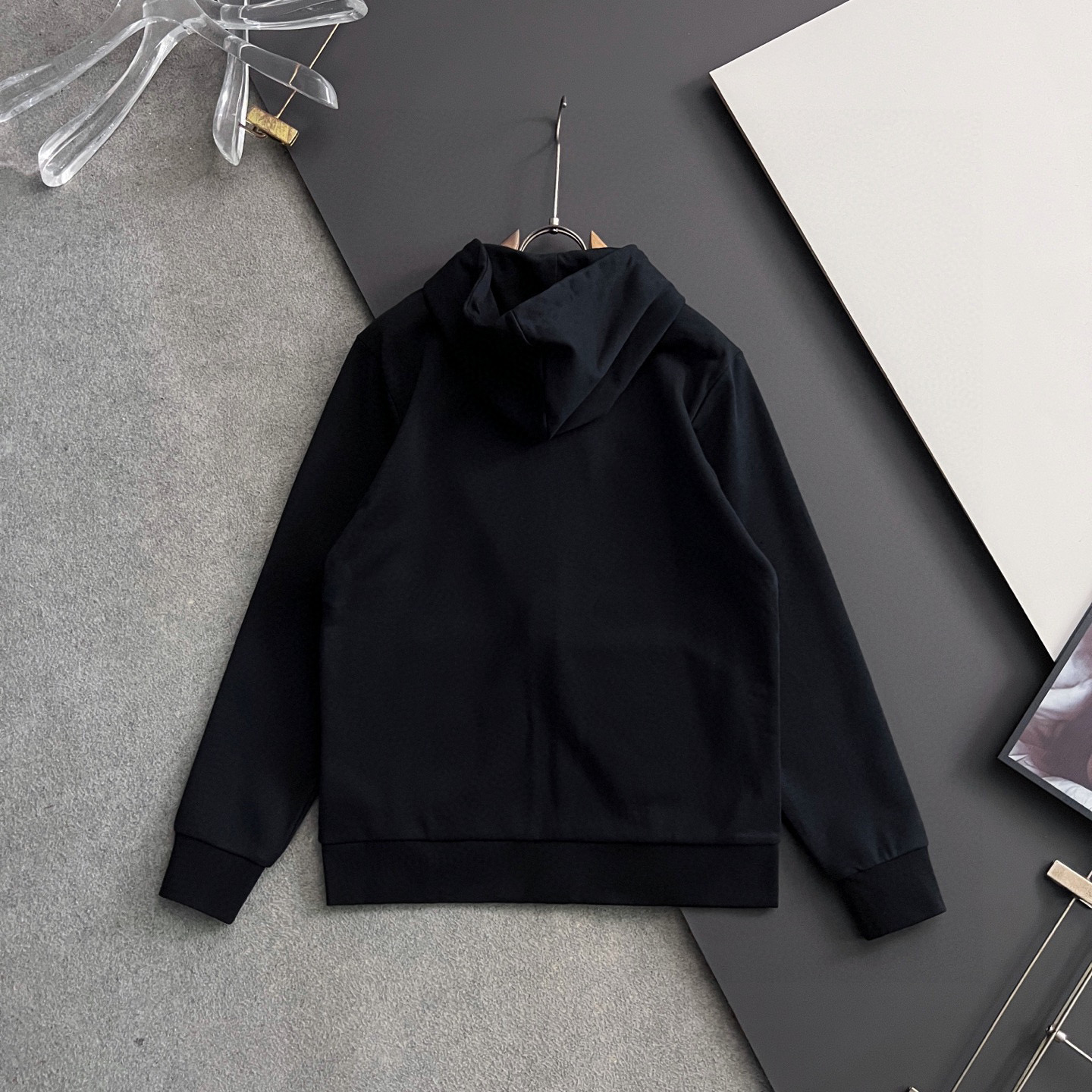 ）Bal*🌟春款拉链连帽卫衣外套独家定染中克重科技平纹针织面料，区别市场通货颜色‼校服风减龄气息～松弛少