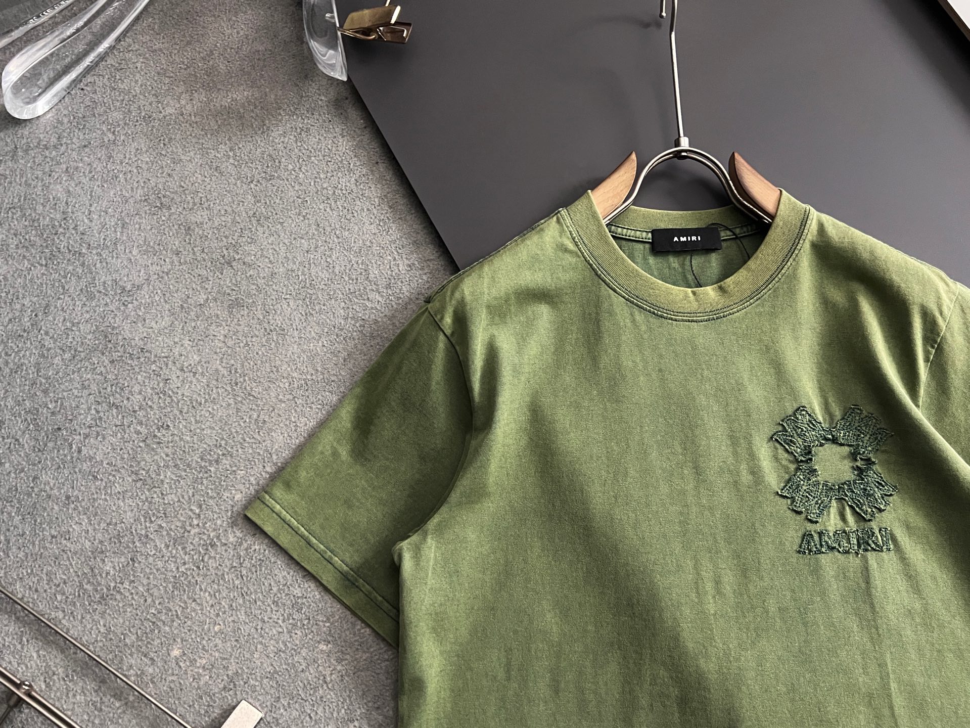 ）Amiri、2026Ss蜡染水洗做旧顶级版本潮短袖，最顶级的品质专柜原单，顶级制作工艺进口面料，专柜款