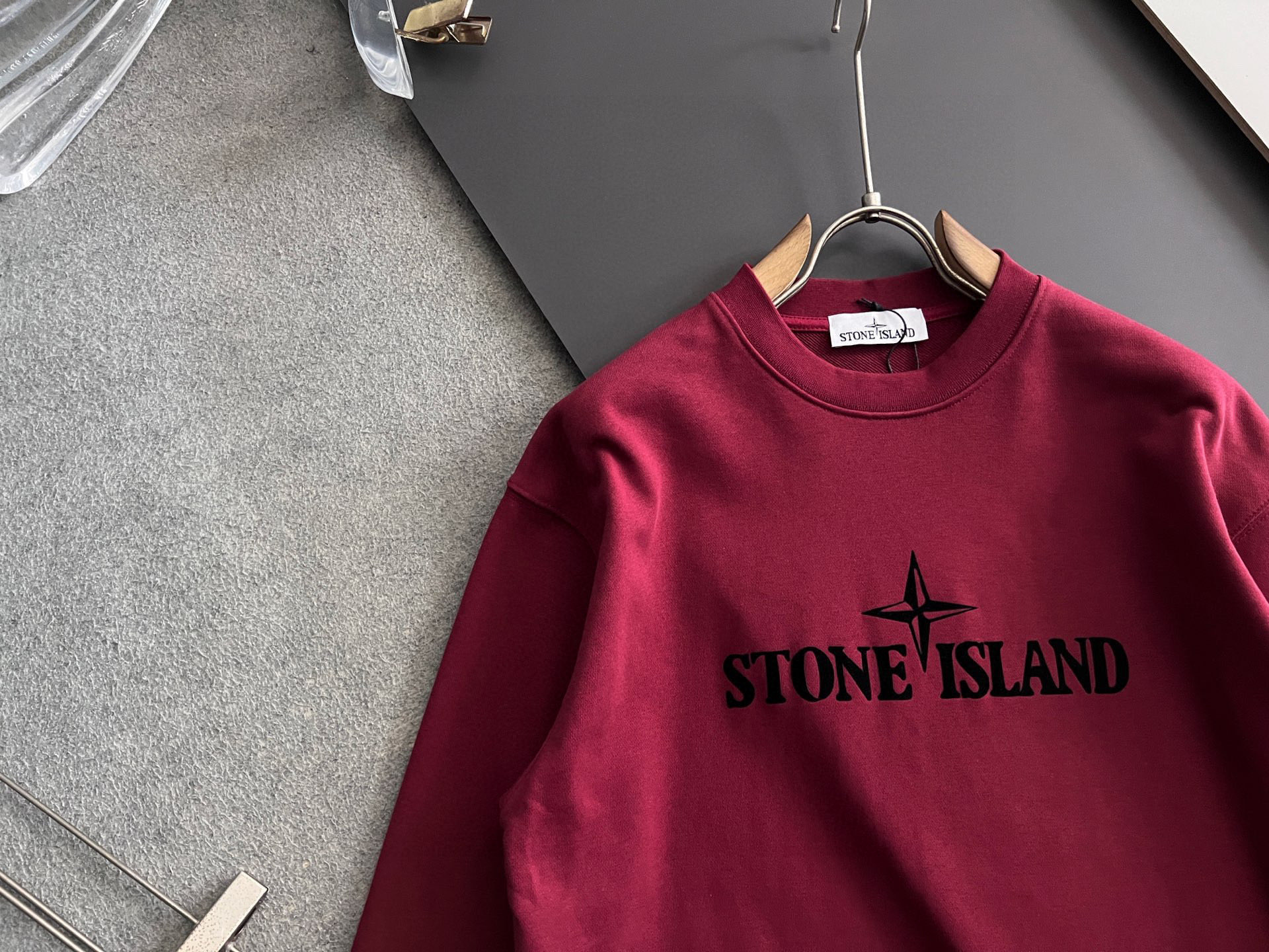 石头Stone*🌟独家定制。 15年专业卫衣，无论是面料上还是版型上都是完美越级，精美工艺圆领款，独家特