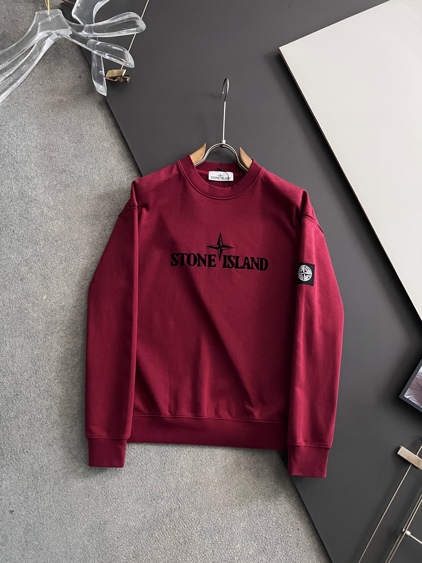 石头Stone*🌟独家定制。 15年专业卫衣，无论是面料上还是版型上都是完美越级，精美工艺圆领款，独家特