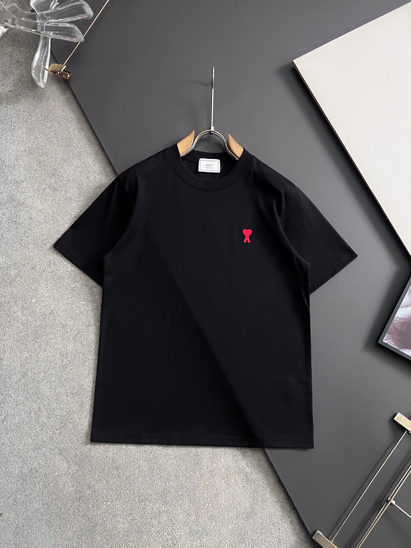 P70 Ami*2026Ss última técnica de camiseta de manga corta 280g algodón puro doble hilo, modelo popular en stock para tod…