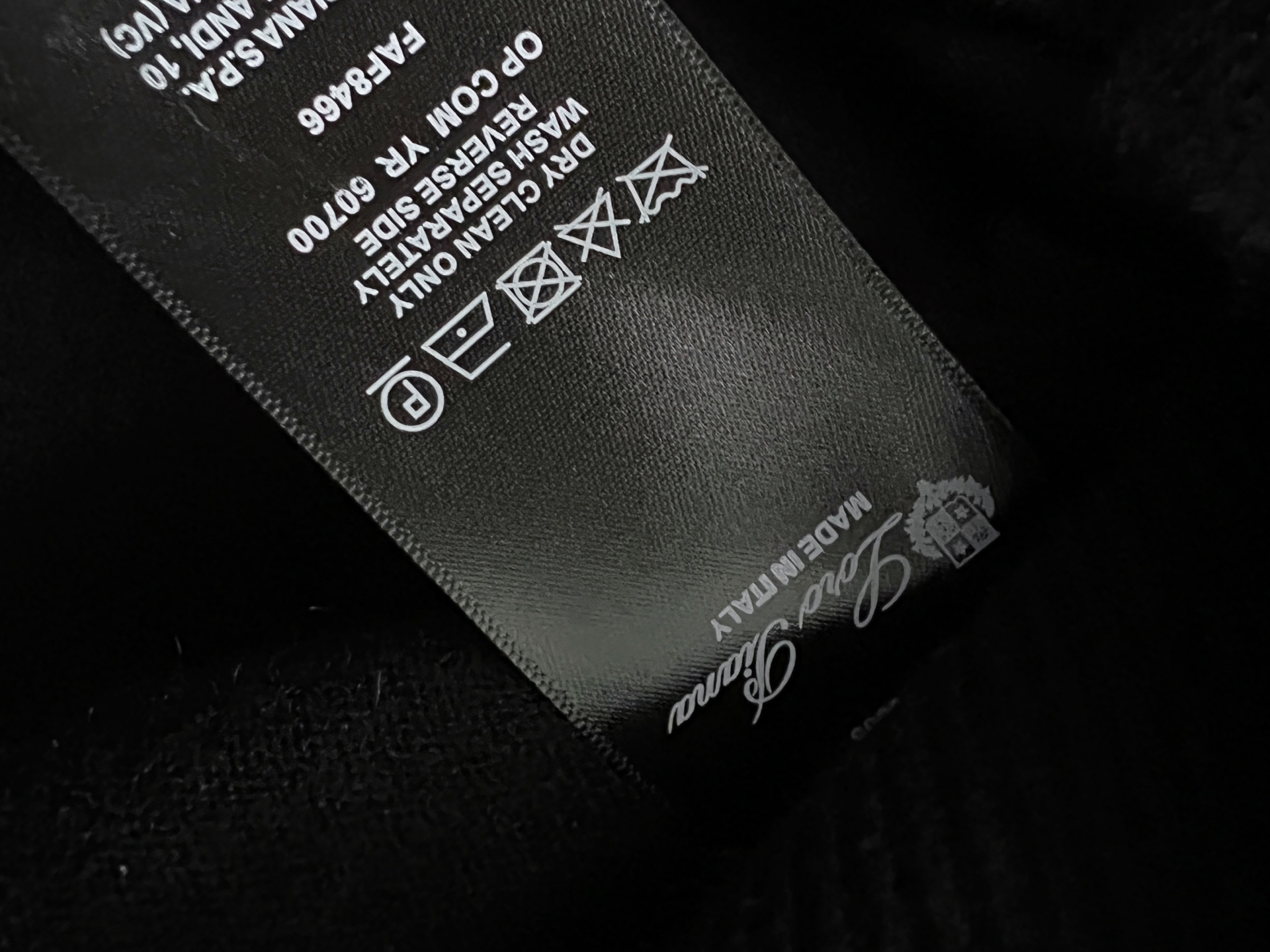 ）Loro Piana🌟新款6羊毛半拉链衫，配色标识条纹工艺设计！钩织标识条纹修饰，设计经典配色钩织设计