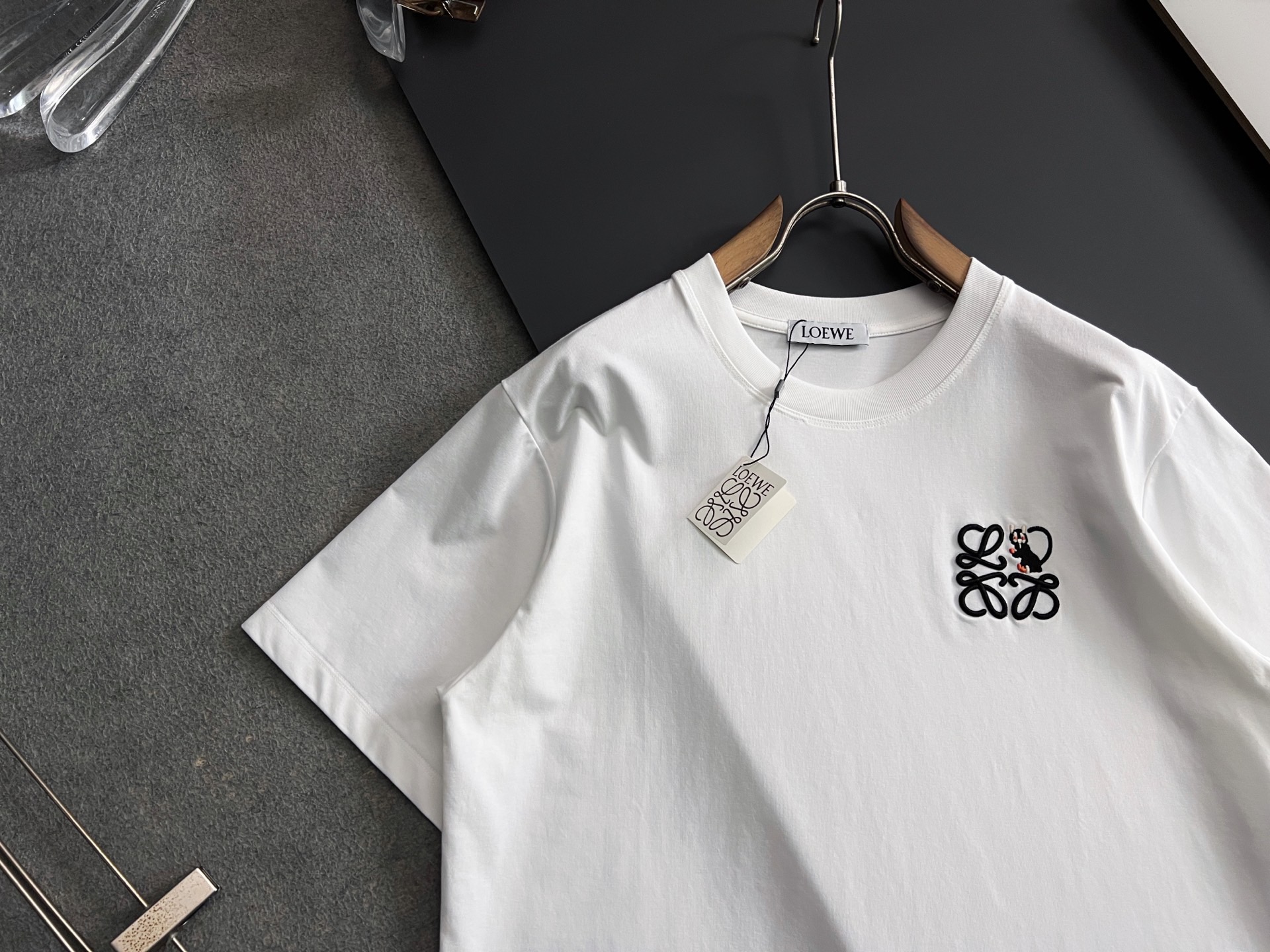로에베 2026SS 남성 반팔 131818 Loewe T Shirt 썸네일 이미지