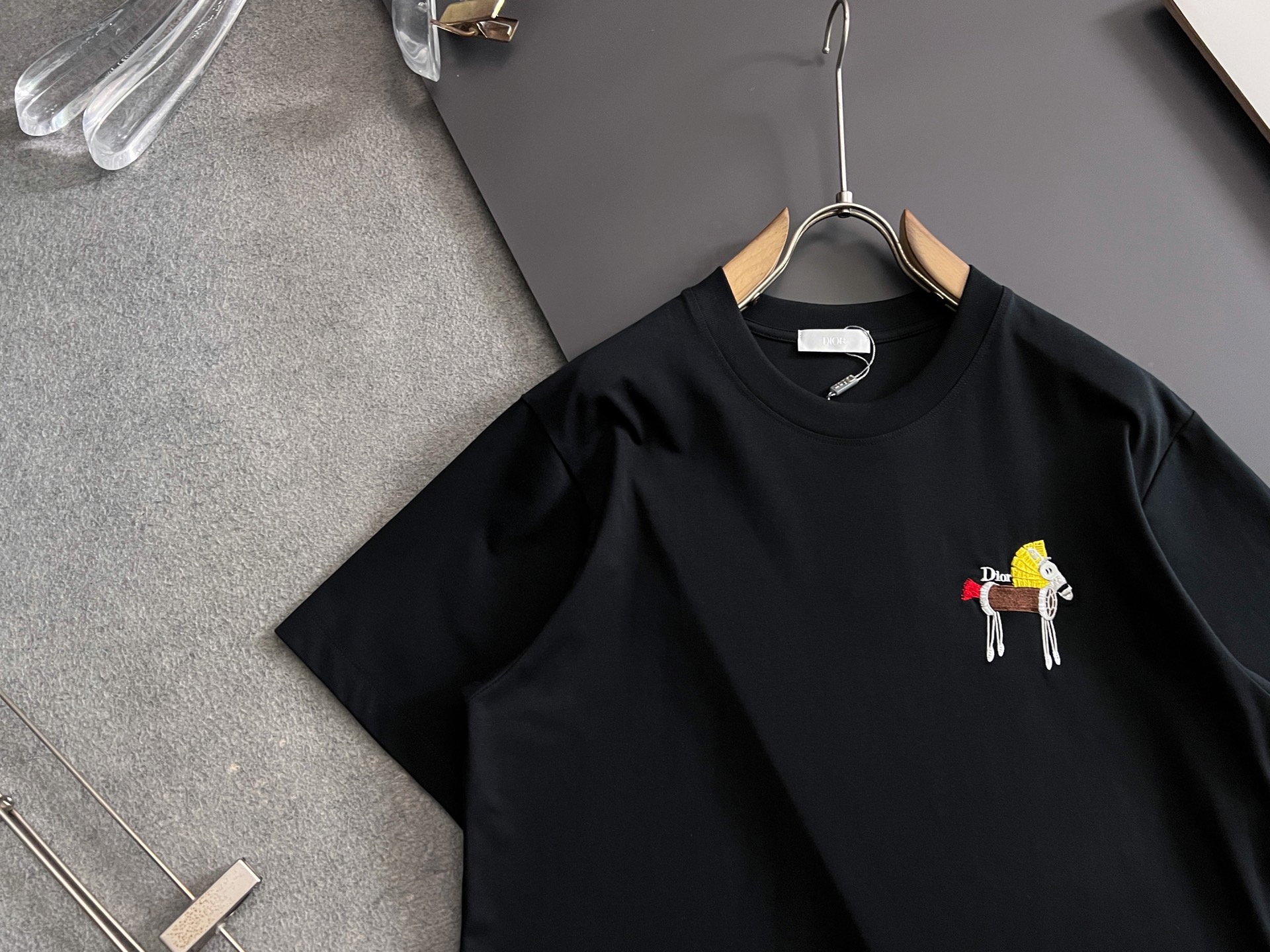 디올 2026SS 남성 반팔 131817 Dior T Shirt 썸네일 이미지