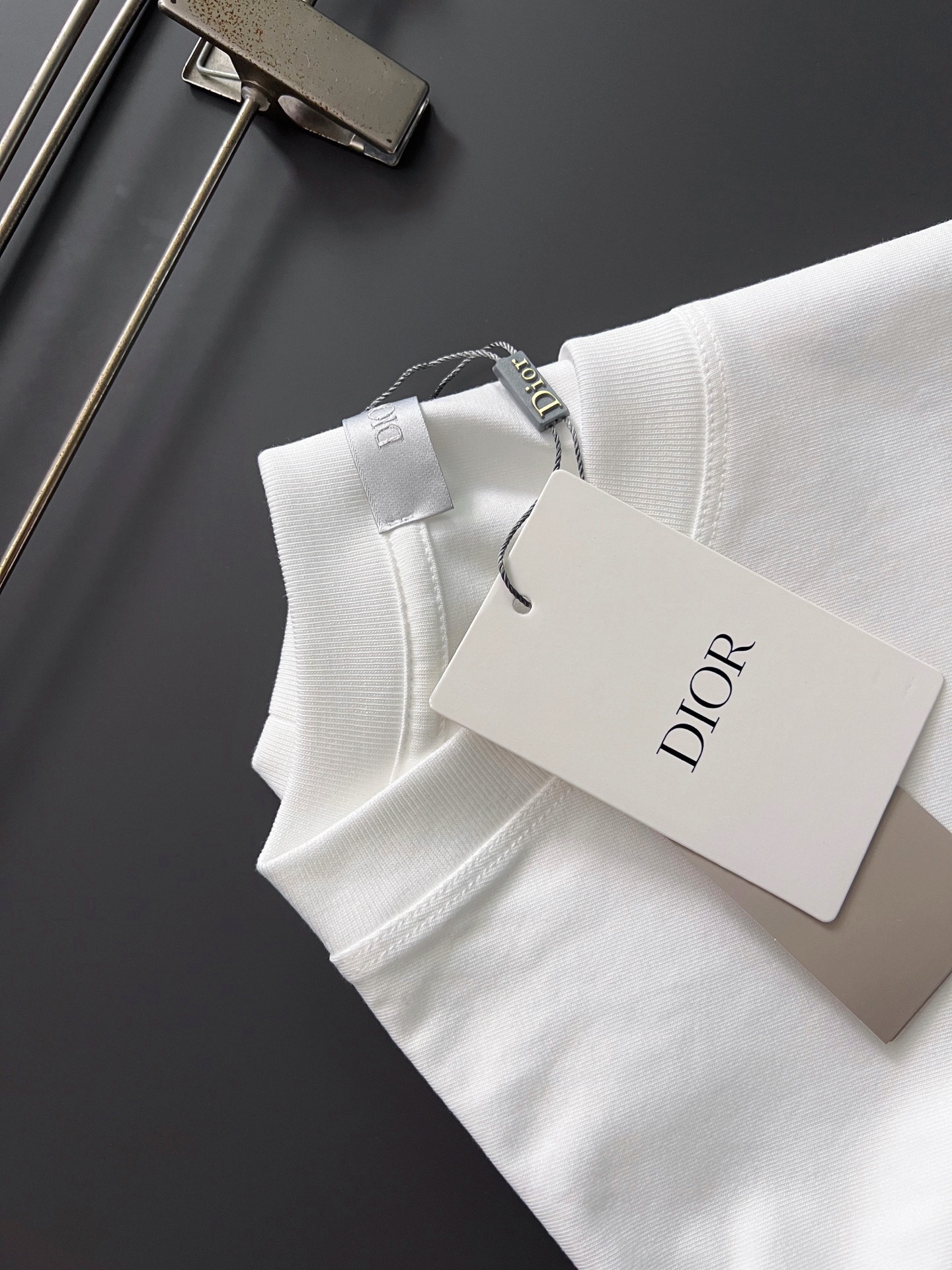 디올 2026SS 남성 반팔 131815 Dior T Shirt 썸네일 이미지