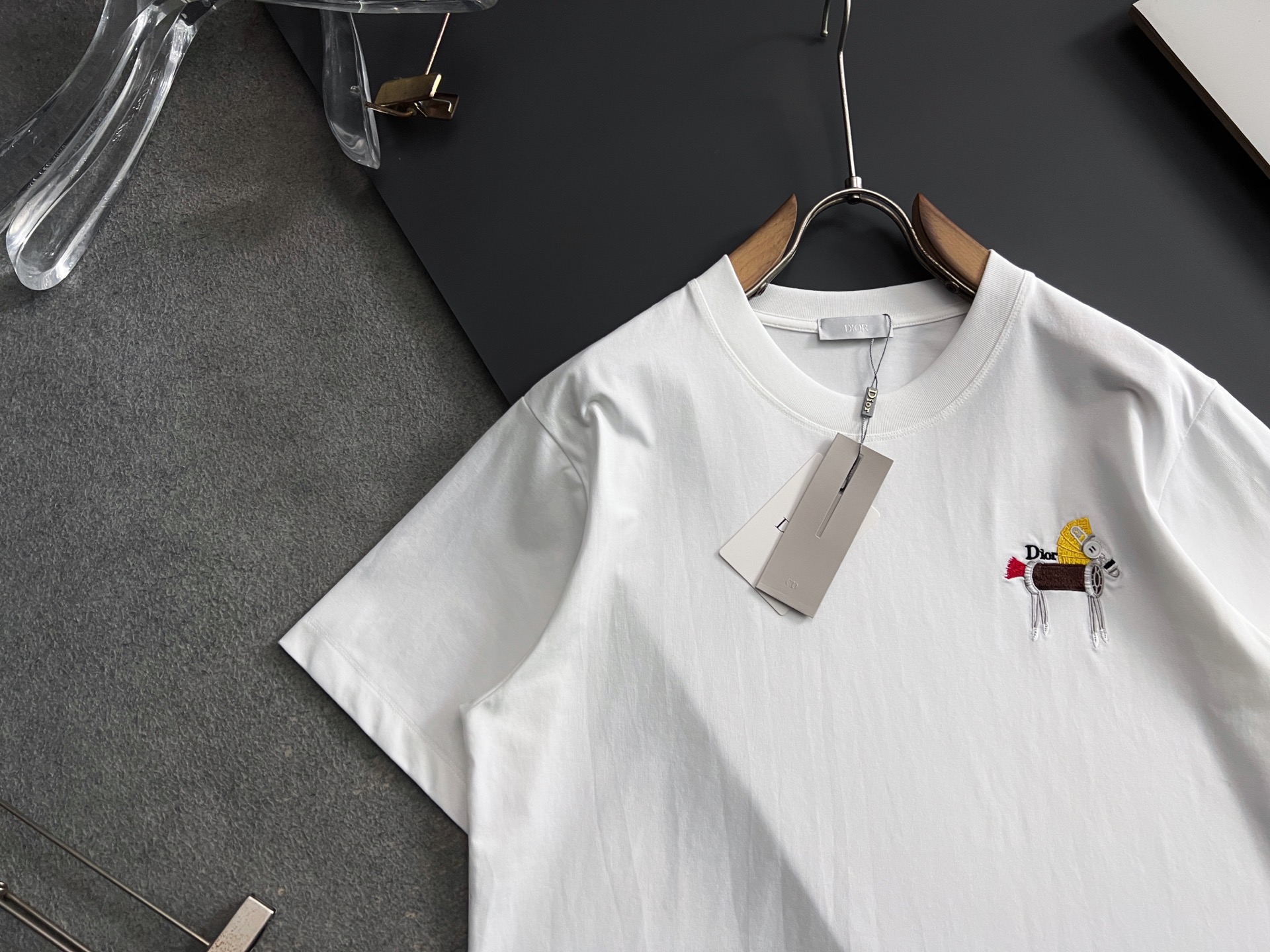 디올 2026SS 남성 반팔 131815 Dior T Shirt 썸네일 이미지