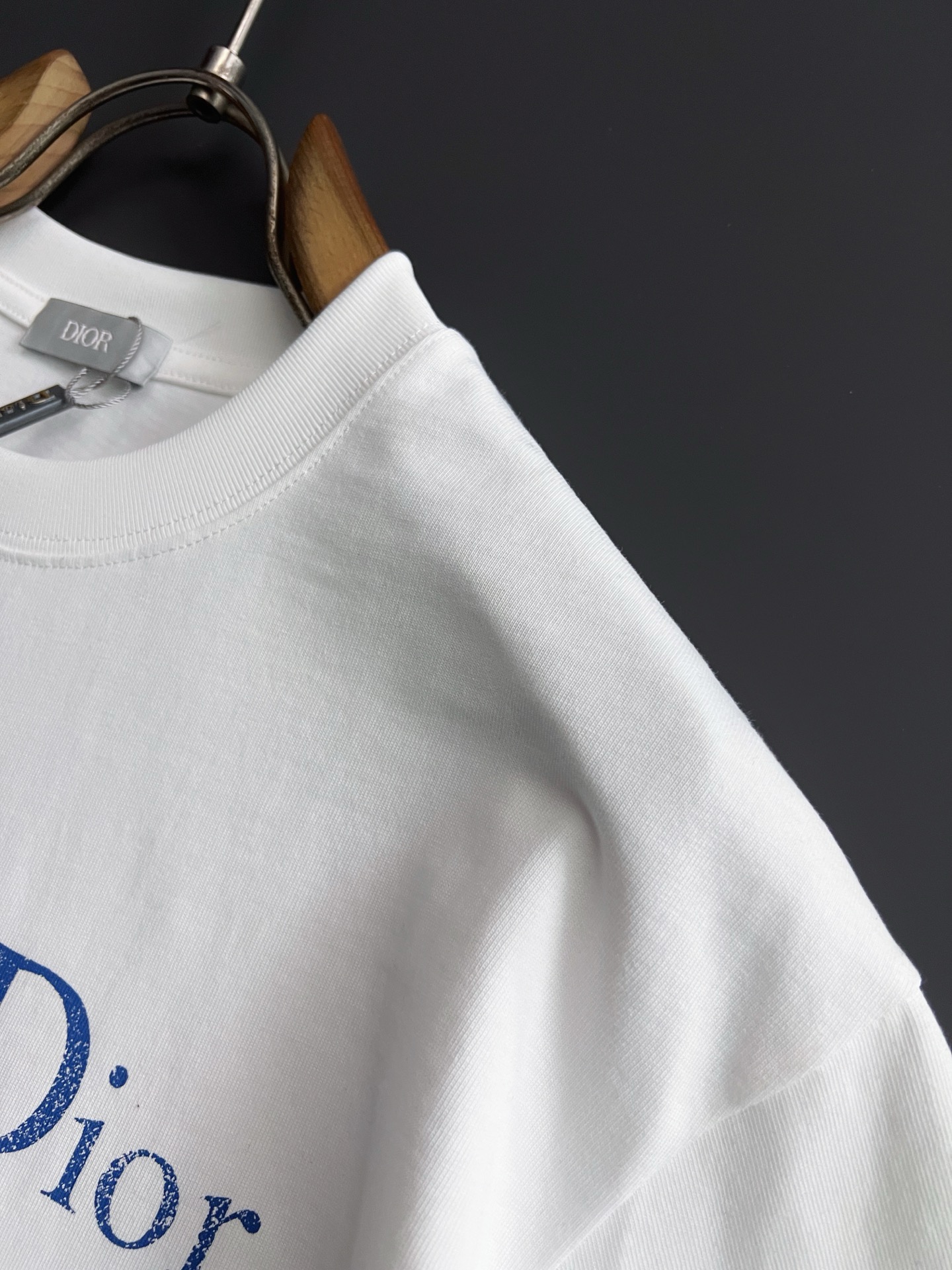 디올 2026SS 남성 반팔 143192 Dior T Shirt 상세 이미지 5