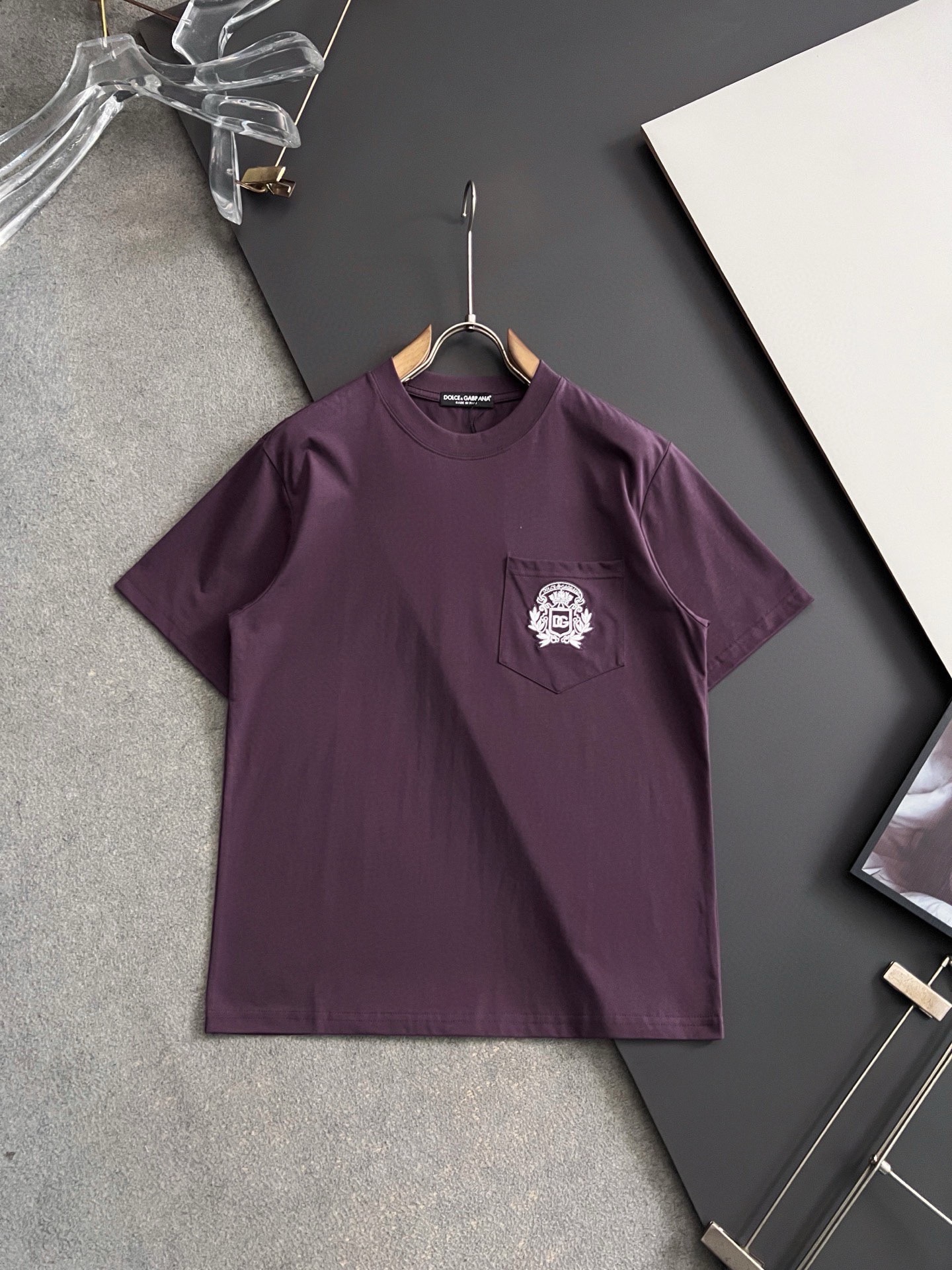 ）DG*2026独家·新品！美国杜邦公司所罗纳面料黑科技）爆款现货春夏短袖，简约基础衣橱神器， 休闲百搭必备款）做工走线