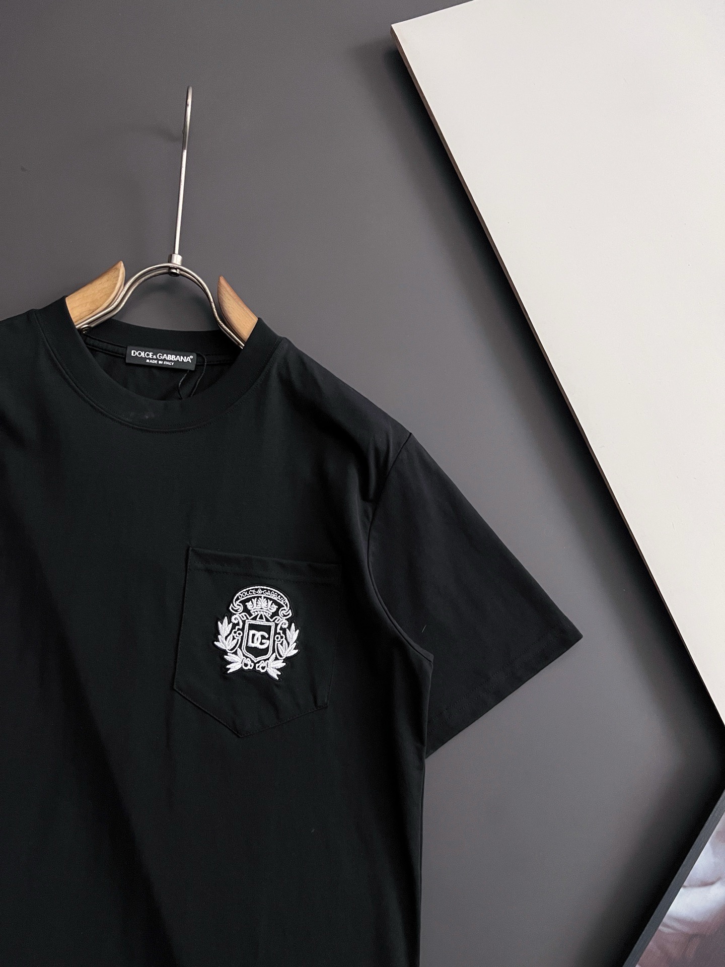 ）DG*2026独家·新品！美国杜邦公司所罗纳面料黑科技）爆款现货春夏短袖，简约基础衣橱神器， 休闲百搭必备款）做工走线