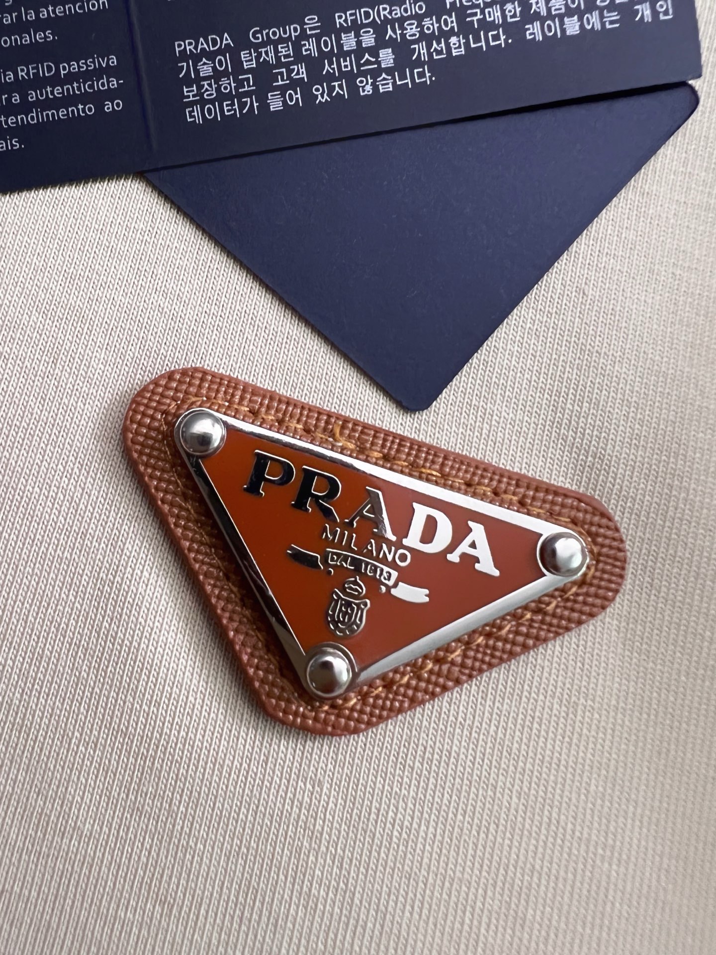 ）Prad*2026独家·新品T恤！凉感冰皮美国杜邦公司所罗纳面料黑科技）爆款现货春夏短袖，简约基础衣橱神器， 休闲百搭