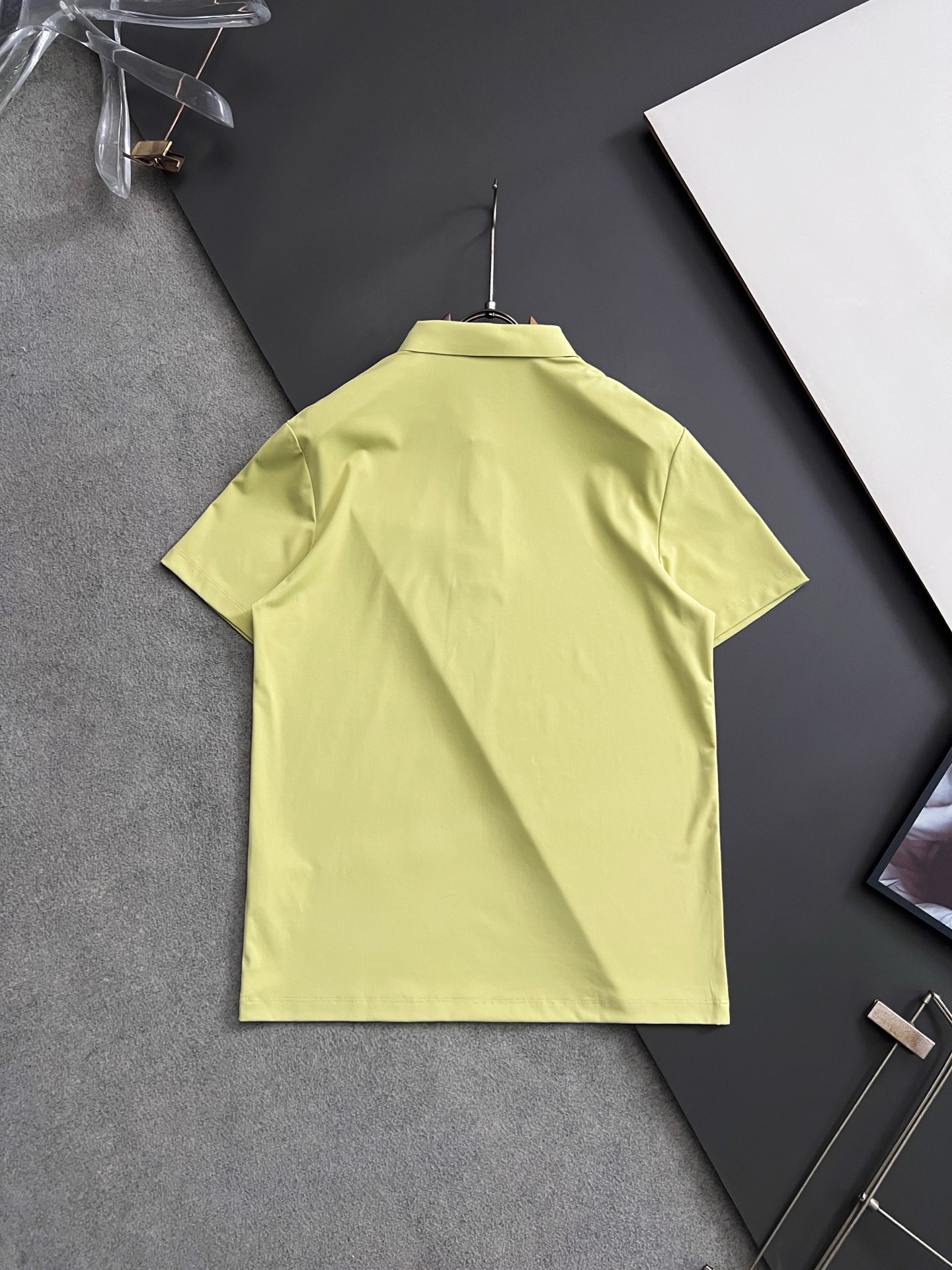 ） 始祖🐦 重磅推荐🌟春夏新品 专柜在售 时尚高端男装Polo-胸前Logo个性时尚/抗红外线镭射标语，高密度莫代尔弹力