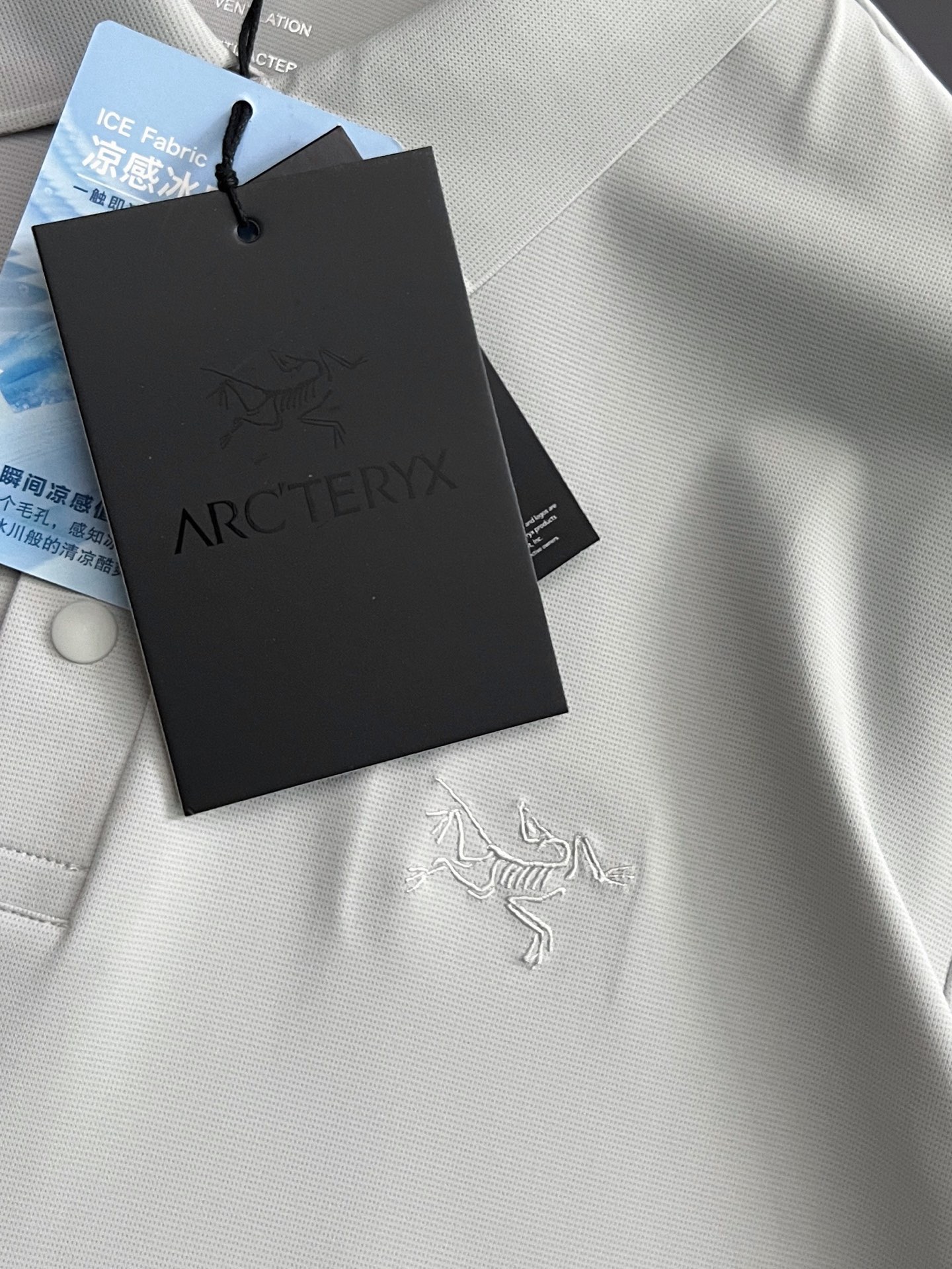） 始祖🐦 重磅推荐🌟春夏新品 专柜在售 时尚高端男装Polo-胸前Logo个性时尚/抗红外线镭射标语，高密度莫代尔弹力