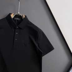 )Prad* 春夏新款男士短袖Polo衫,品牌最新设计元素!既不单调也不复杂,恰到好处的展现品味!客供顶级定制珠地棉面料 )Prad* 春夏新款男士短袖Polo衫,品牌最新设计元素!既不单调也不复杂,恰到好处的展现品味!客供顶级定制珠地棉面料