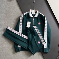 ) Cas*套装🌟 2026秋季款顶级进口私货,内里完美包边,上身舒服 无刺感 高端定制进口面料 排列工艺拉链开衫套装, ) Cas*套装🌟 2026秋季款顶级进口私货,内里完美包边,上身舒服 无刺感 高端定制进口面料 排列工艺拉链开衫套装,