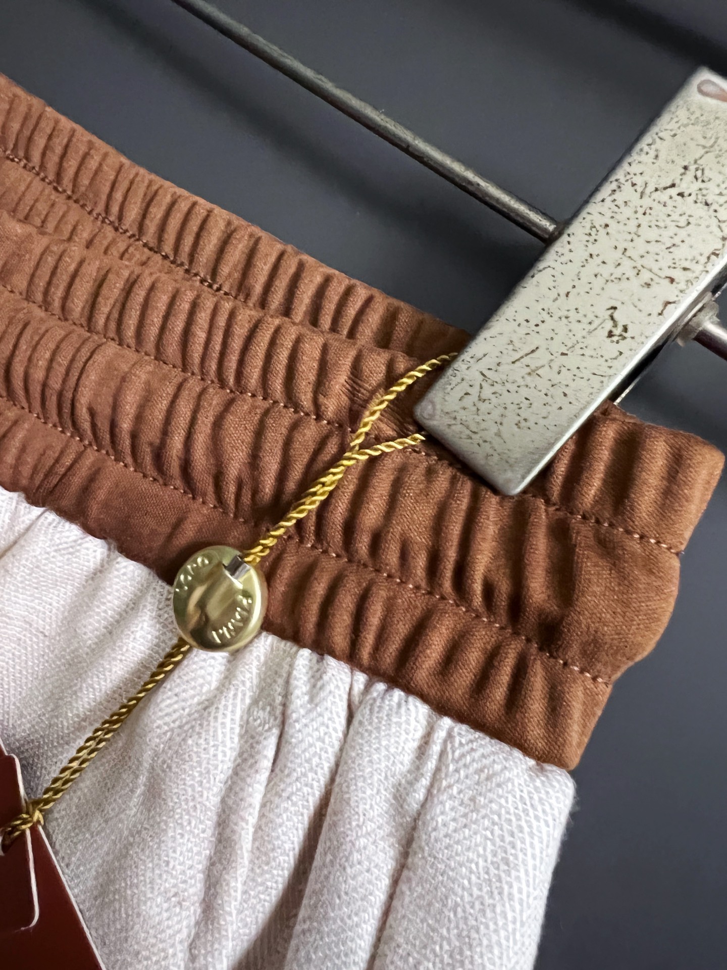 ）Loro Piana*顶级品质>26新款(天丝亚麻系列)专柜官网同步发售！辅料全部原版定制出品，贸易公司真品订单。高级