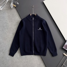 )BC.26Fw🌟秋冬新款男女同款高克重针织羊毛开衫,配色标识条纹工艺设计!钩织标识条纹修饰,设计经典配色钩织设计!此款 )BC.26Fw🌟秋冬新款男女同款高克重针织羊毛开衫,配色标识条纹工艺设计!钩织标识条纹修饰,设计经典配色钩织设计!此款