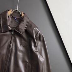 )Bur*贸易公司洋行臻品,重磅高端产物,2026早秋新品,官网同步系列!超奢华毒物爆款!!!Bur*erry男士商务休 )Bur*贸易公司洋行臻品,重磅高端产物,2026早秋新品,官网同步系列!超奢华毒物爆款!!!Bur*erry男士商务休