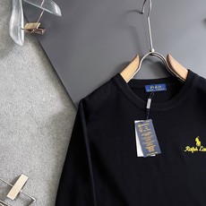 )RaLoro Pianah·Laur*n🌟秋冬最新款!高品质意大利进口面料,高密度针织,百搭毛衣,内搭衬衫都帅气十足! )RaLoro Pianah·Laur*n🌟秋冬最新款!高品质意大利进口面料,高密度针织,百搭毛衣,内搭衬衫都帅气十足!