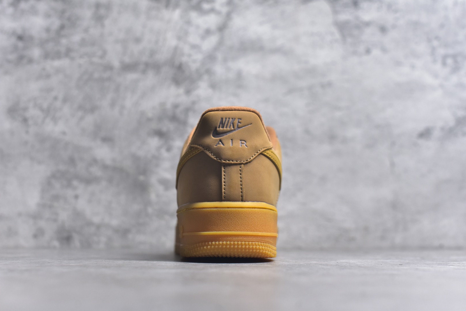 图片[5]-#NK Air Force 1 Low 07 LV8 \”Wheat Flax\” 空军一号低帮 小麦色 CJ9179-200 奥莱zp订单 直播间399 499一样的东西 帮你省钱 柔软、弹性十足的缓震性能和出色的中底设计 横跨复古与现代的外型结合 造就出风靡全球三十多年的Force 1 直到今天还深受青睐 尺码：35.5 36 36.5 37.5 38 38.5 39 40 40.5 41 42 42.5 43 44 44.5 45 46 47.5-选品中心