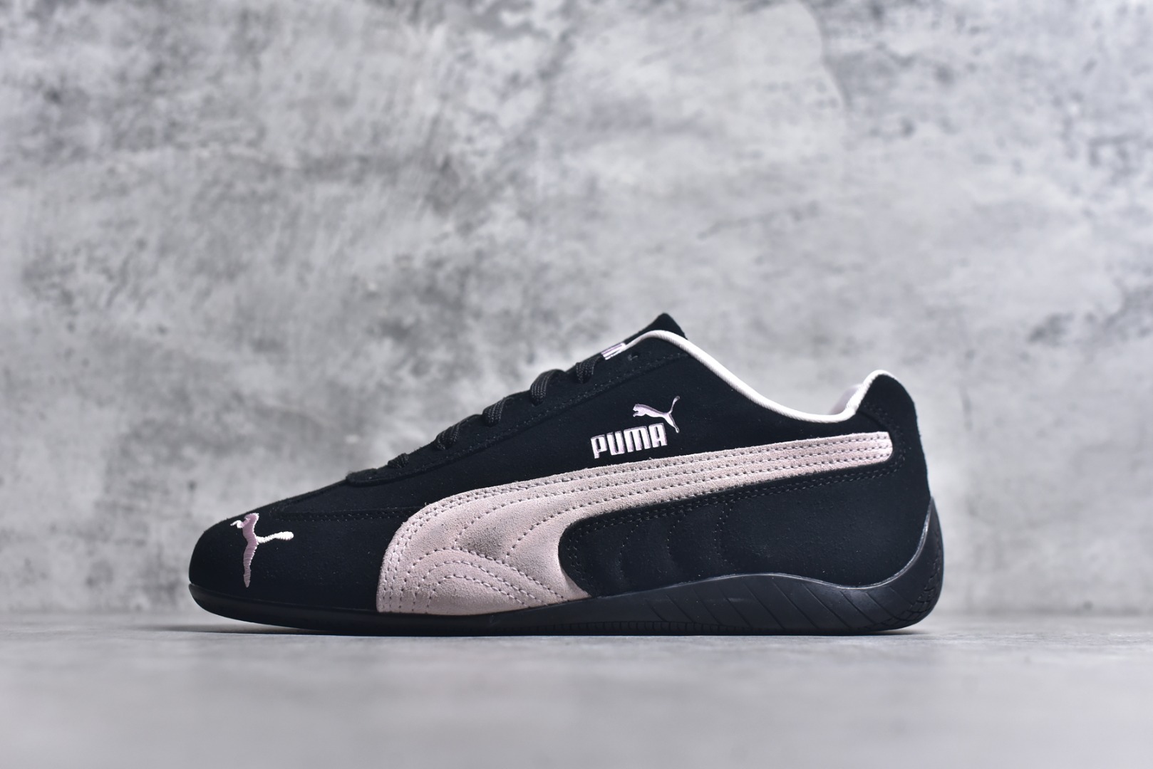 #The Open Product x Puma Speedcat 极速赛车系列彪马低帮生活休闲鞋 398846-09 #原装档案原数据纸版楦型 采用原厂固色翻毛皮鞋面材质 二次成型\’猛帮\’成型工艺 尺码：35 36 37 37.5 38 38.5 39 40 40.5 41 42 42.5 43 44 44.5 45 3.D4-选品中心