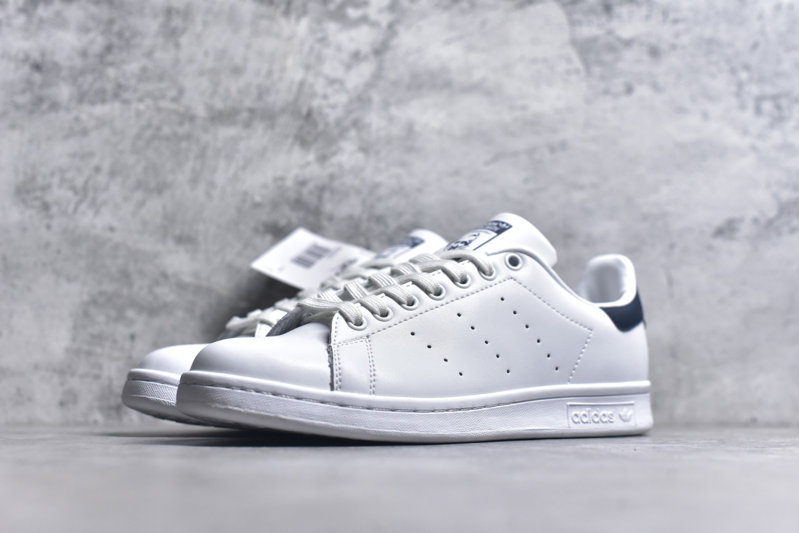 图片[2]-#AD Stan Smith 三叶草史密斯 男女中性运动鞋休闲鞋板鞋 M20323 尺码：36 36.5 37 38 38.5 39 40 40.5 41 42 42.5 43 44-选品中心