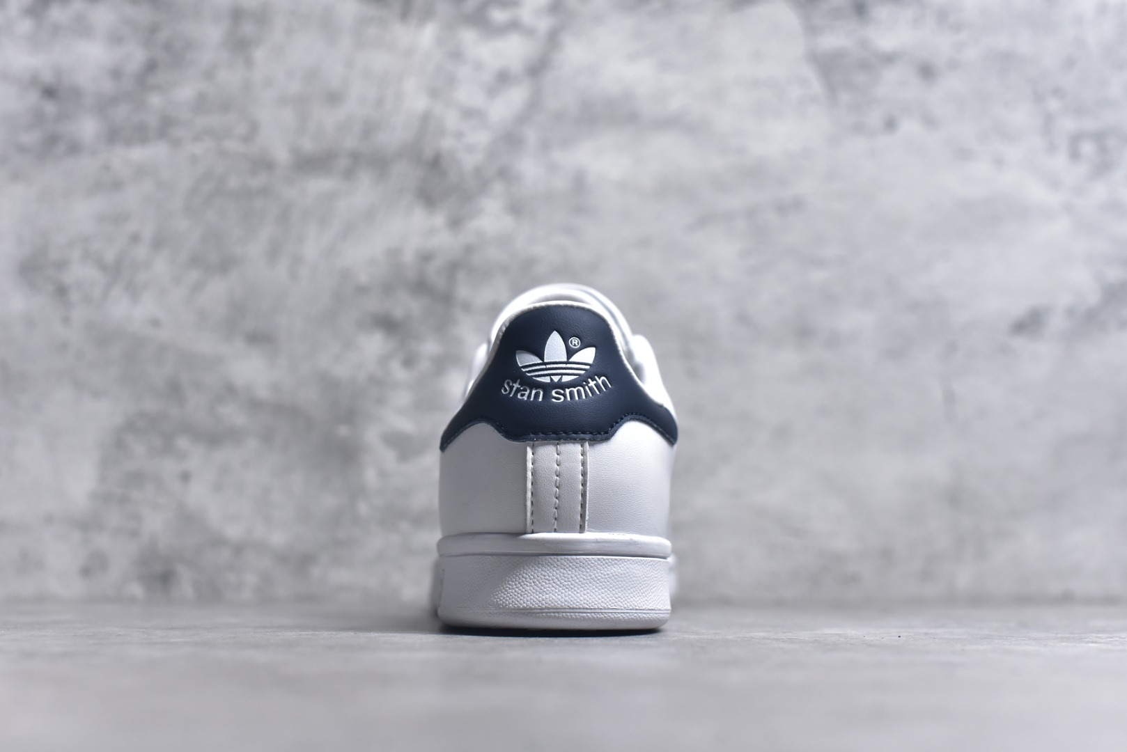 图片[5]-#AD Stan Smith 三叶草史密斯 男女中性运动鞋休闲鞋板鞋 M20323 尺码：36 36.5 37 38 38.5 39 40 40.5 41 42 42.5 43 44-选品中心