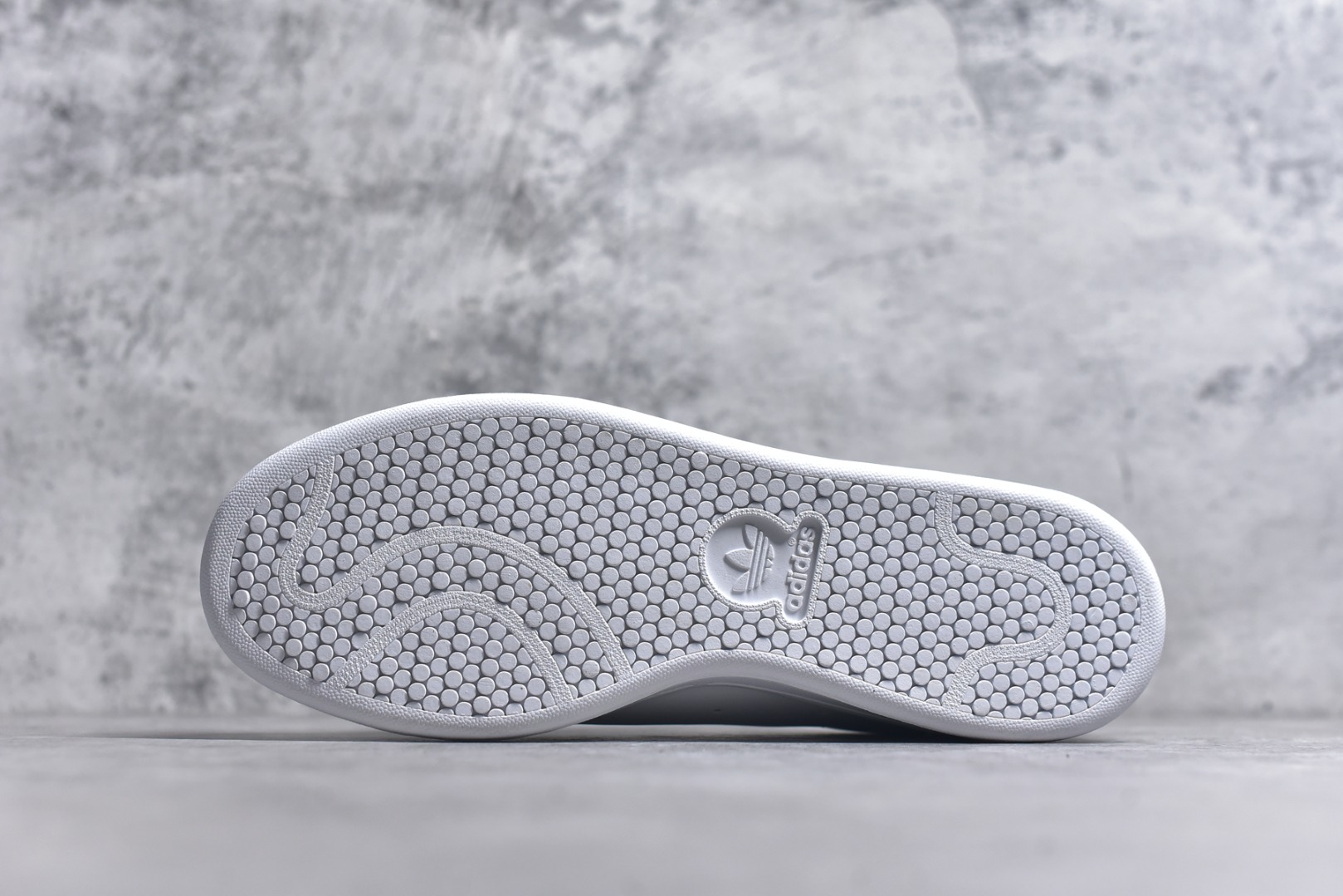 图片[6]-#AD Stan Smith 三叶草史密斯 男女中性运动鞋休闲鞋板鞋 M20323 尺码：36 36.5 37 38 38.5 39 40 40.5 41 42 42.5 43 44-选品中心
