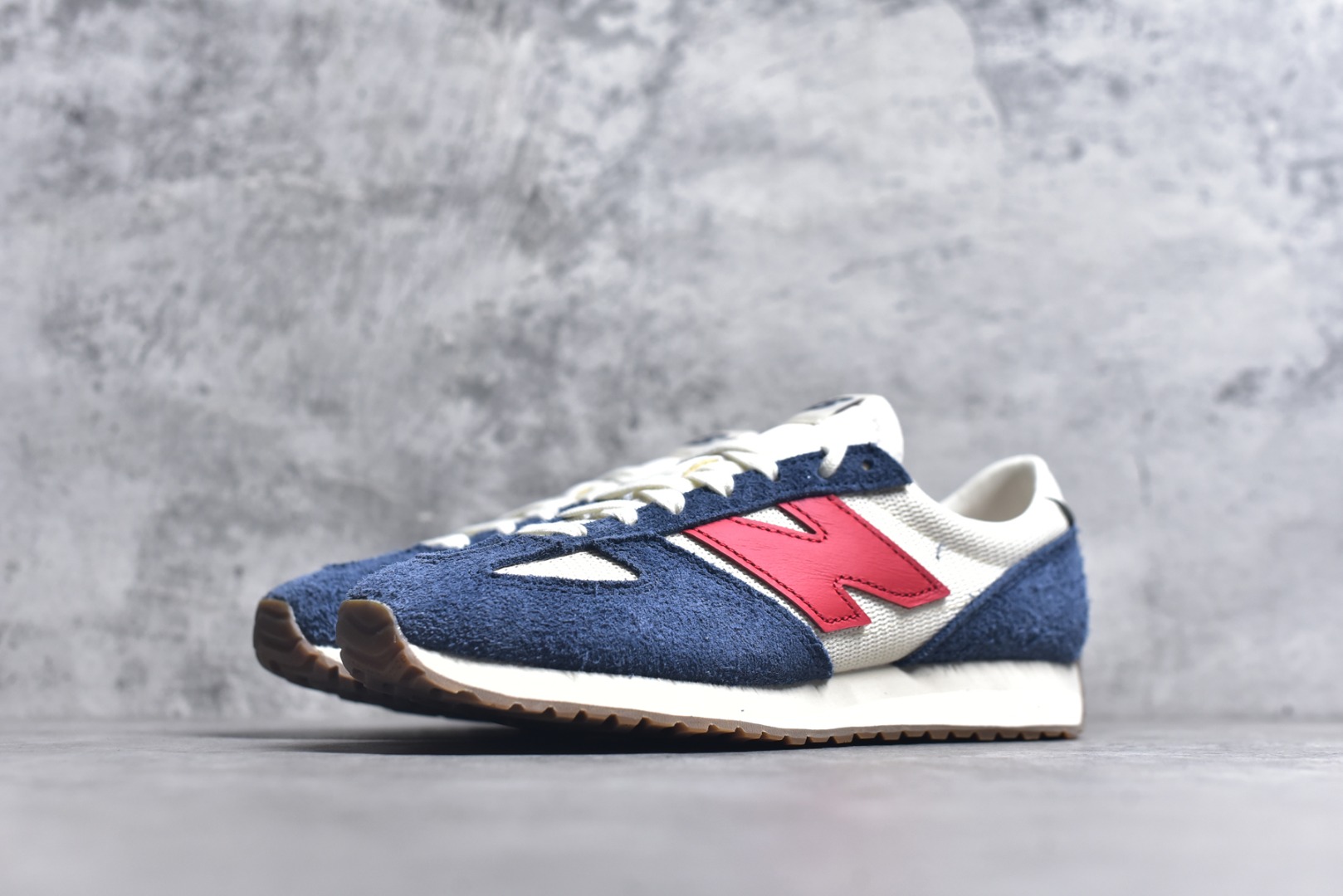 图片[2]-#New Balance U471AK NB新百伦织物牛剖层革春夏薄底鞋防滑耐磨平衡轻便低帮生活休闲鞋 原档数据独立私模大底 唯一正确三层组合大底 特高弹切片加持 百分百还原原鞋脚感 NB市场最强产物 防伪原标全套原楦原纸板原厂数据开发 全鞋电脑针车加持 原厂网布 原装进口头层翻毛皮料正确绒感卡色 正确中底拉帮中底网布细节 匠心打造 耗时两个月开发完成 工艺极其复杂难度可想而知 高端零售专供产物 尺码：36 37 37.5 38 38.5 39.5 40 40.5 41.5 42 42.5 43 44 44.5 45 45.5 46.5 47-选品中心