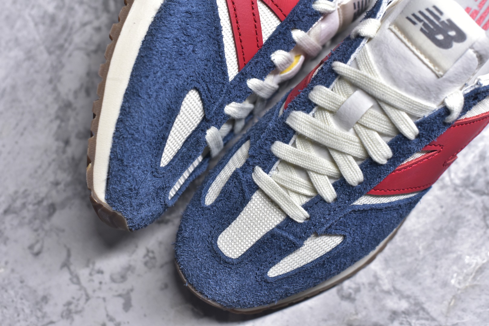 图片[8]-#New Balance U471AK NB新百伦织物牛剖层革春夏薄底鞋防滑耐磨平衡轻便低帮生活休闲鞋 原档数据独立私模大底 唯一正确三层组合大底 特高弹切片加持 百分百还原原鞋脚感 NB市场最强产物 防伪原标全套原楦原纸板原厂数据开发 全鞋电脑针车加持 原厂网布 原装进口头层翻毛皮料正确绒感卡色 正确中底拉帮中底网布细节 匠心打造 耗时两个月开发完成 工艺极其复杂难度可想而知 高端零售专供产物 尺码：36 37 37.5 38 38.5 39.5 40 40.5 41.5 42 42.5 43 44 44.5 45 45.5 46.5 47-选品中心