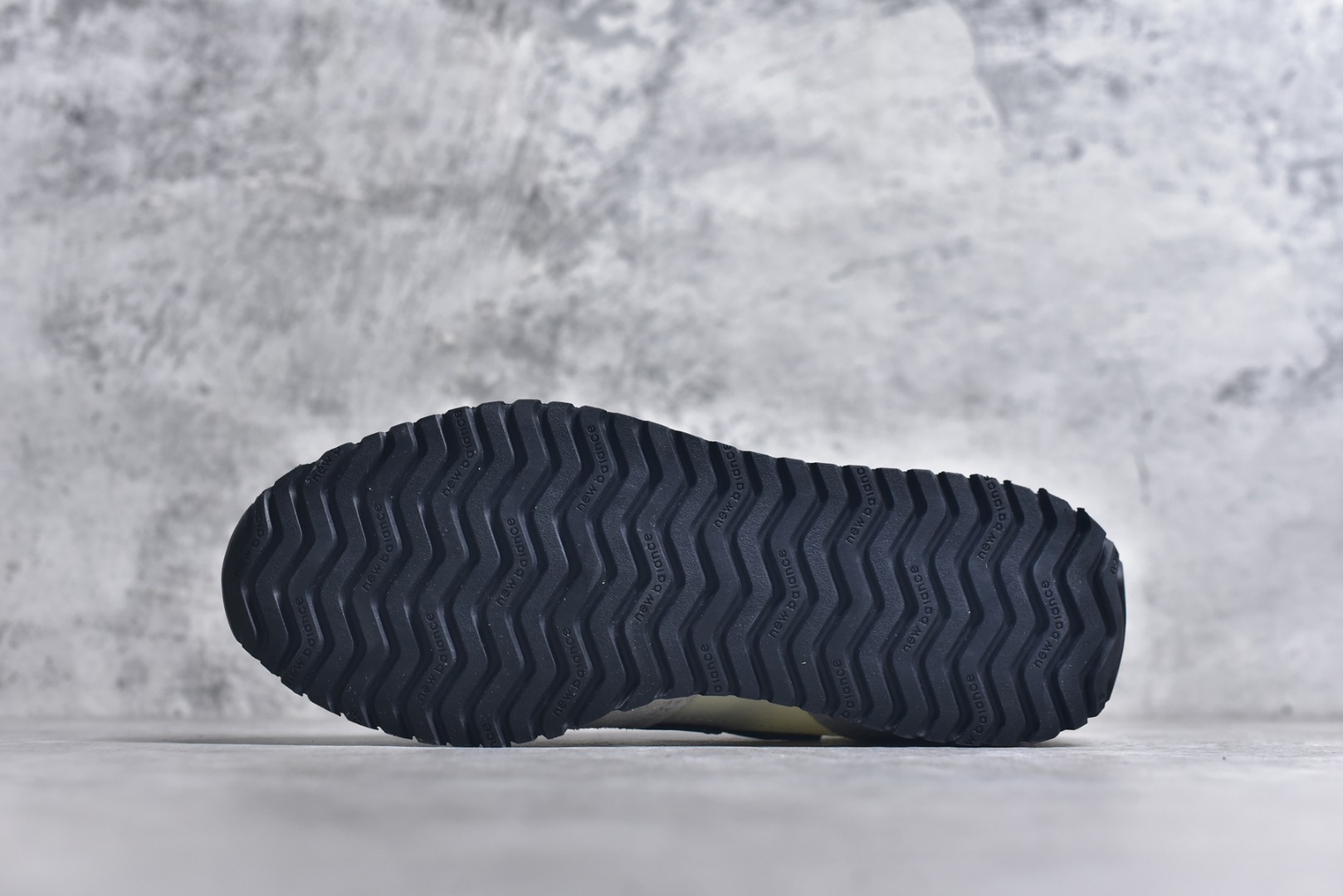 图片[6]-#New Balance U471AM NB新百伦织物牛剖层革春夏薄底鞋防滑耐磨平衡轻便低帮生活休闲鞋 尺码：36 37 37.5 38 38.5 39.5 40 40.5 41.5 42 42.5 43 44 44.5 45-选品中心