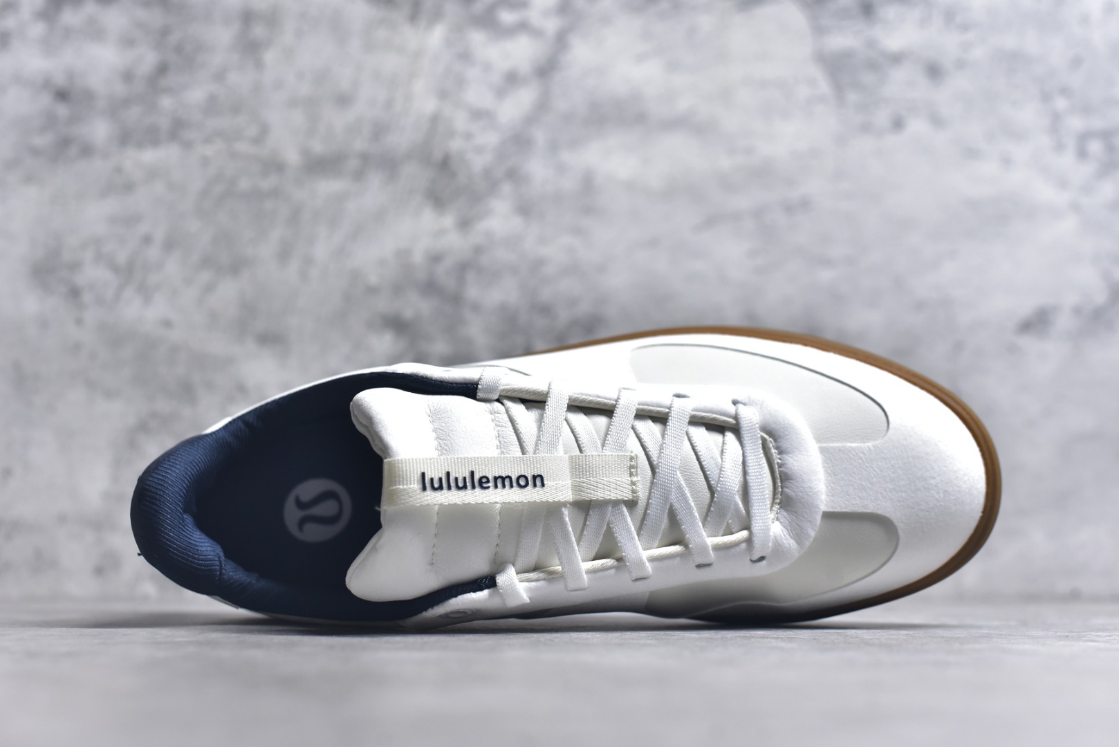 图片[4]-#Lululemon Cityverse 露露乐蒙 低帮运动休闲板鞋 一线外贸大厂出品 中底拉帮/钢印 整体鞋型 皮料等区别市场先行通货 尺码：36 36.5 37 38 38.5 39 40 40.5 41 42 42.5 43 43.5 44-选品中心