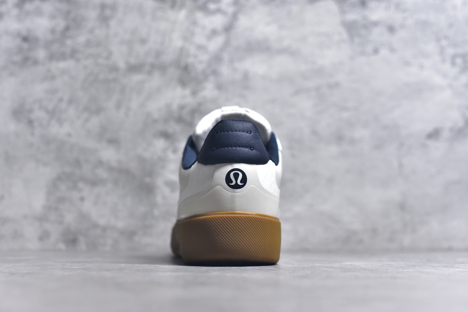 图片[5]-#Lululemon Cityverse 露露乐蒙 低帮运动休闲板鞋 一线外贸大厂出品 中底拉帮/钢印 整体鞋型 皮料等区别市场先行通货 尺码：36 36.5 37 38 38.5 39 40 40.5 41 42 42.5 43 43.5 44-选品中心