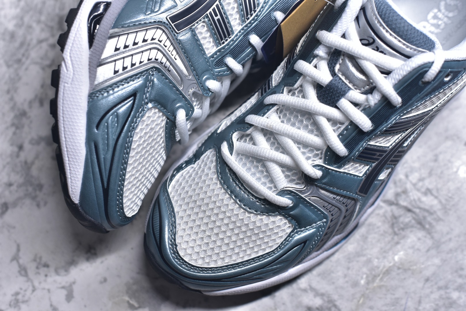 图片[8]-#Asics Gel-Kayano K14 亚瑟士系列复古舒适织物合成革减震防滑耐磨低帮休闲跑步鞋 市场顶级版本 原装纸板楦头开发 独家私模五层组合大底 原厂定制缓震硅胶加持 原盒原配 官方四联吊牌 一比一同步原鞋工艺和用料 鞋面原厂“三明治”多层网布 区别其他同价版本 鞋垫采用原厂OrthoLite欧索莱材质 非普通海玻璃鞋垫 后跟一样采用了GEL缓震胶 整体系列设计非常的科技感 锻炼跑步的同时让你一样时尚百搭 尺码：36 37 37.5 38 39 39.5 40 40.5 41.5 42 42.5 43.5 44 44.5 45 46-选品中心