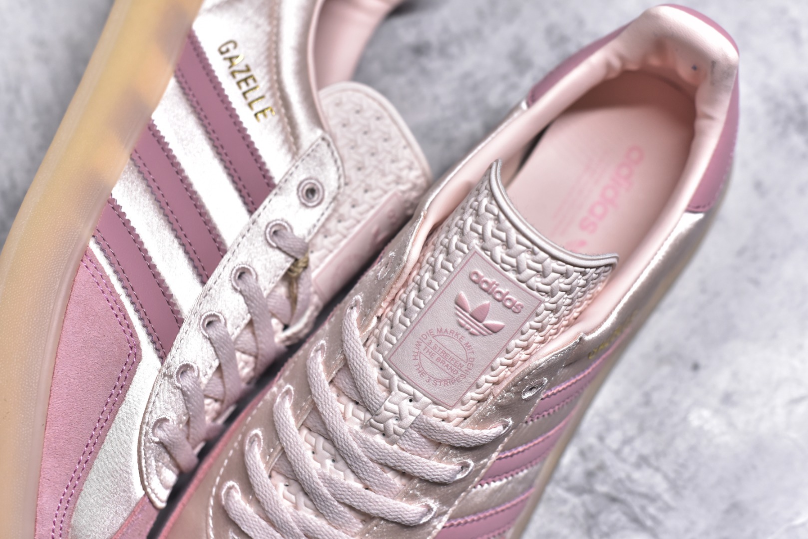 图片[9]-#AD Gazelle Indoor Trainers 羚羊内训系列低帮复古百搭休闲运动德训风板鞋 JI2709 90年代经典的复刻版！自60年代以足球训练鞋面世以来,Gazelle就以其经典设计席卷全球。1991年版本的复刻,再造经典Gazelle。采用皮革打造,搭配浊色细节,让这款经典更加简约。尺码：35.5-45-选品中心