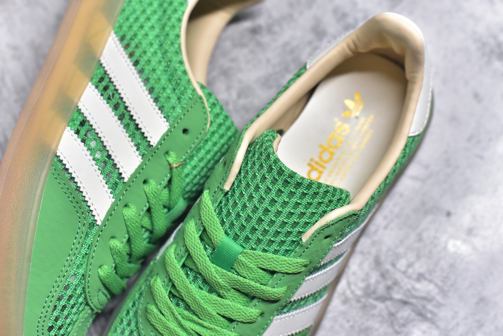 图片[9]-#AD Gazelle Indoor Trainers 羚羊内训系列低帮复古百搭休闲运动德训风板鞋 JH5417 90年代经典的复刻版！自60年代以足球训练鞋面世以来,Gazelle就以其经典设计席卷全球。1991年版本的复刻,再造经典Gazelle。采用皮革打造,搭配浊色细节,让这款经典更加简约。尺码：35.5-45-选品中心