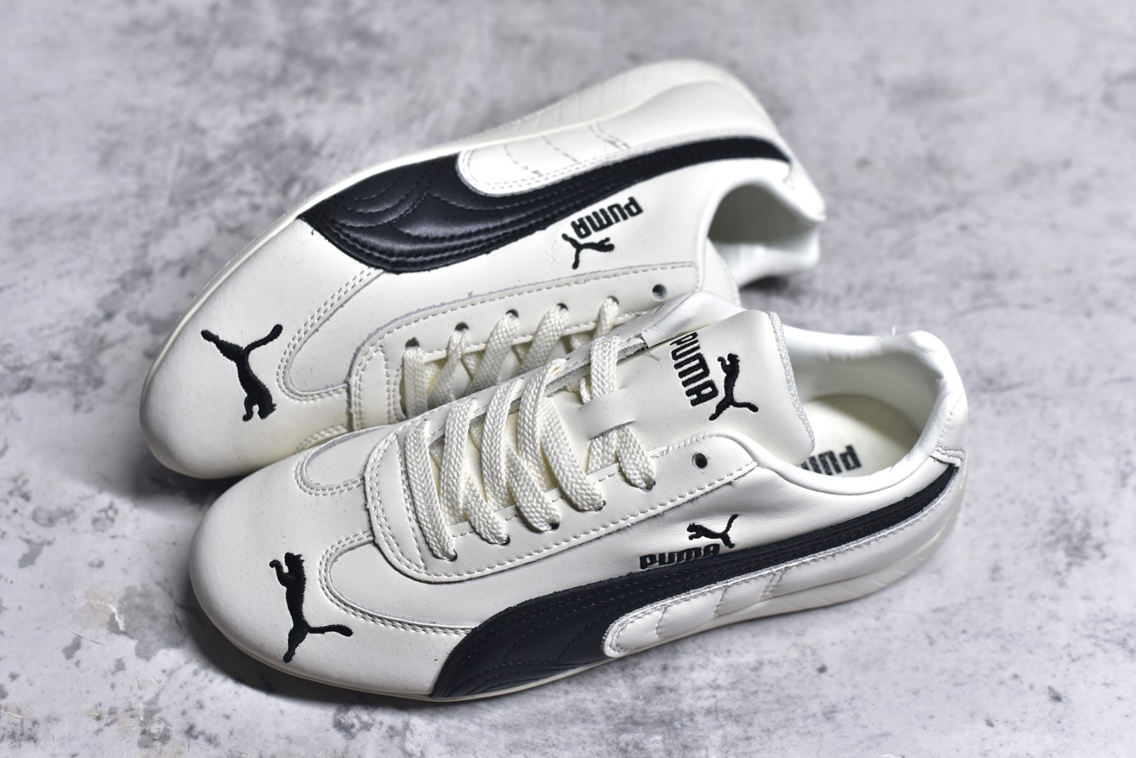 图片[7]-#Puma Speedcet OG 彪马低帮复古运动休闲赛车跑鞋 以趣味十足又前卫复古的设计引领潮流，将赛道精神融入街头时尚，开启前卫竞速之旅。融入经典配色，主打前卫复古风。鞋款的鞋侧以复古的流线造型，缀以经典Logo，巧妙吸睛；麂皮+网眼融合舒适鞋面，赋予了独特的个性美学，演绎赛车的无尽能量。 货号：401603-02 尺码：35-46-选品中心