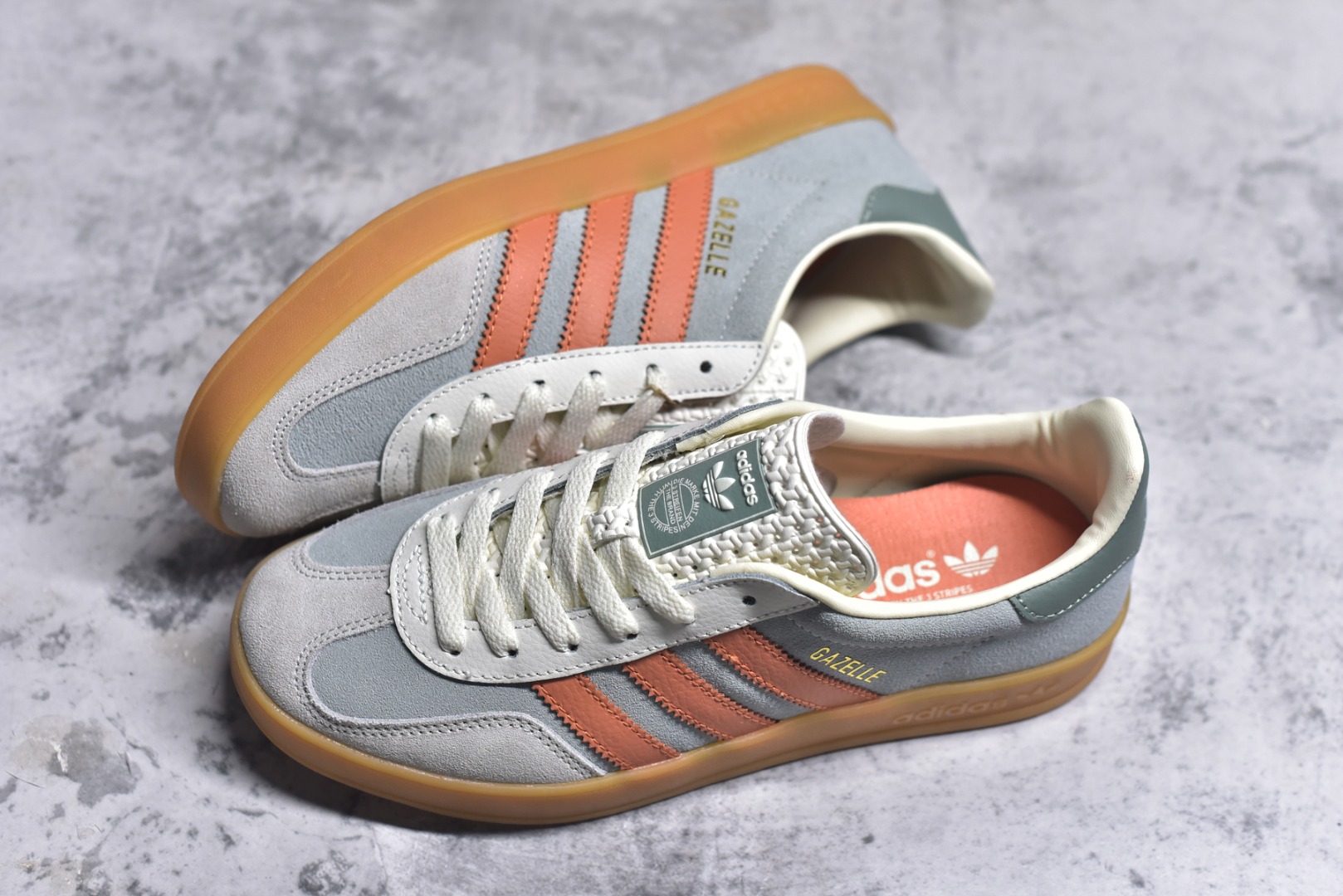 图片[7]-#AD Gazelle Indoor Trainers 羚羊内训系列低帮复古百搭休闲运动德训风板鞋 JQ0011 90年代经典的复刻版！自60年代以足球训练鞋面世以来,Gazelle就以其经典设计席卷全球。1991年版本的复刻,再造经典Gazelle。采用皮革打造,搭配浊色细节,让这款经典更加简约。尺码：35.5-45-选品中心